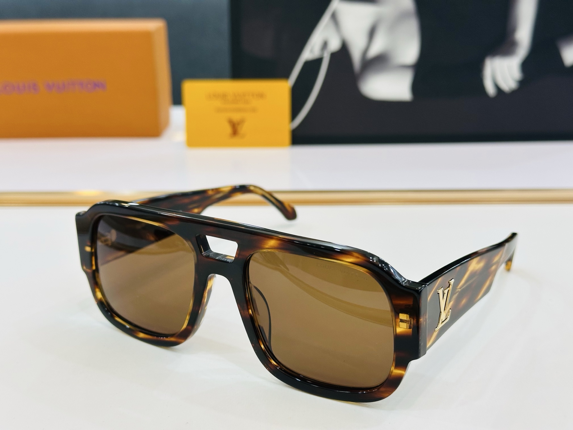 路易家 🎩Z2613E Size：54口21-140 充满活力的 展现独特个性🌟展现大气的你 F高品质 