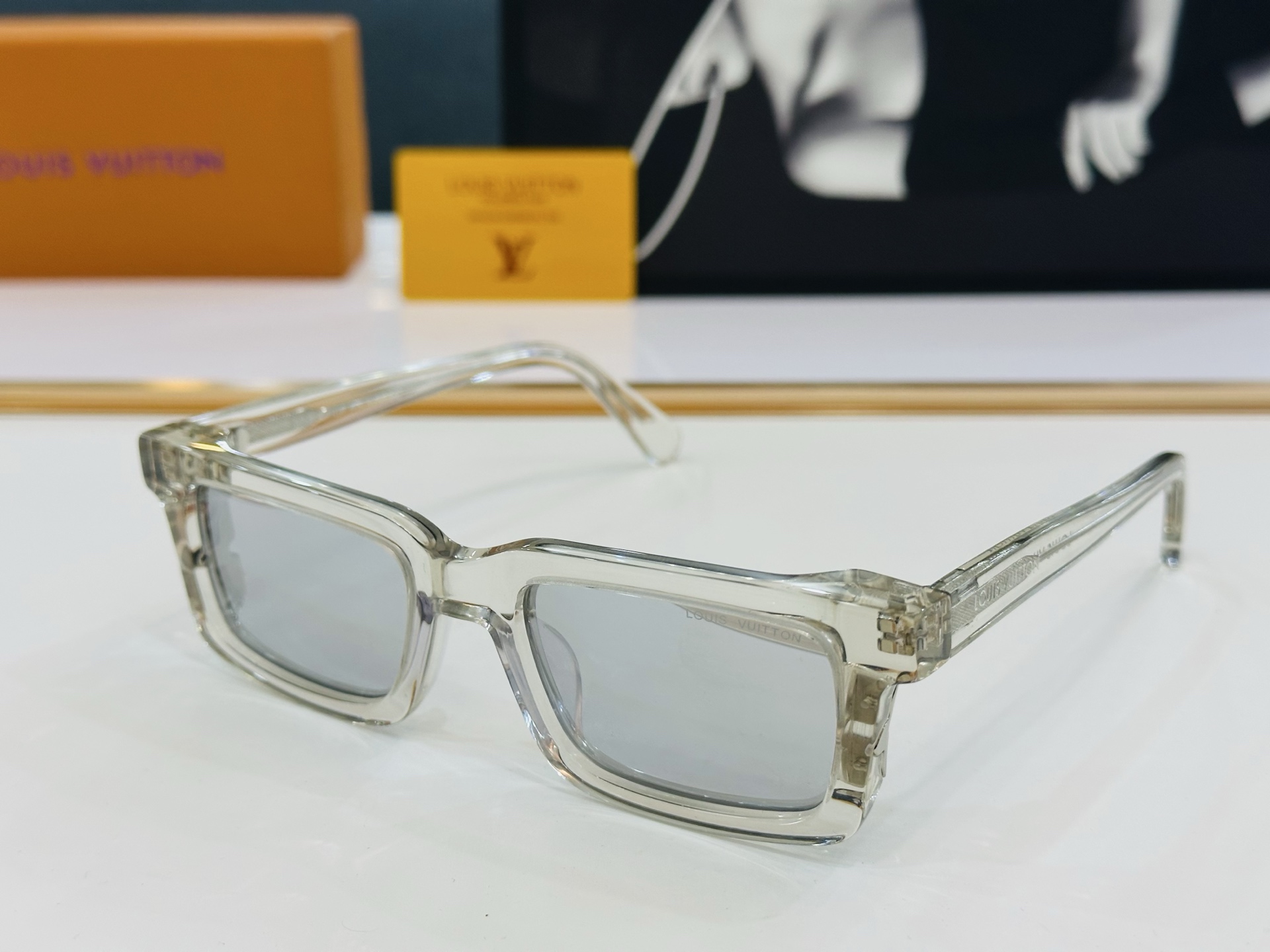 路易家 🎩Z2187U Size：51口21-140 充满活力的 展现独特个性🌟展现大气的你 F高品质 