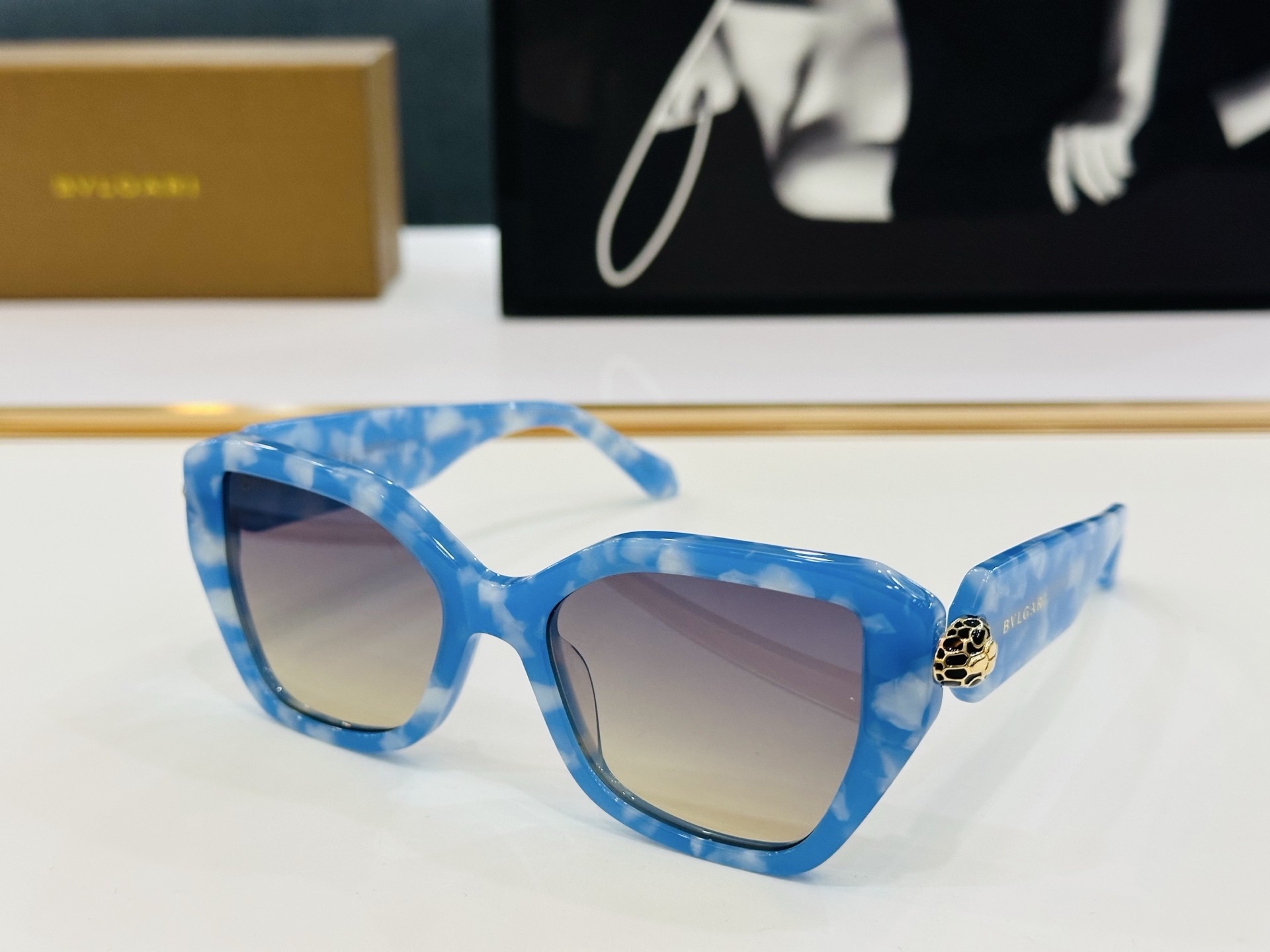 🆕款 官网同售 宝格家 BV40033 👍 Size ：52口20-145 绝对要买😎品质非常完美 L出