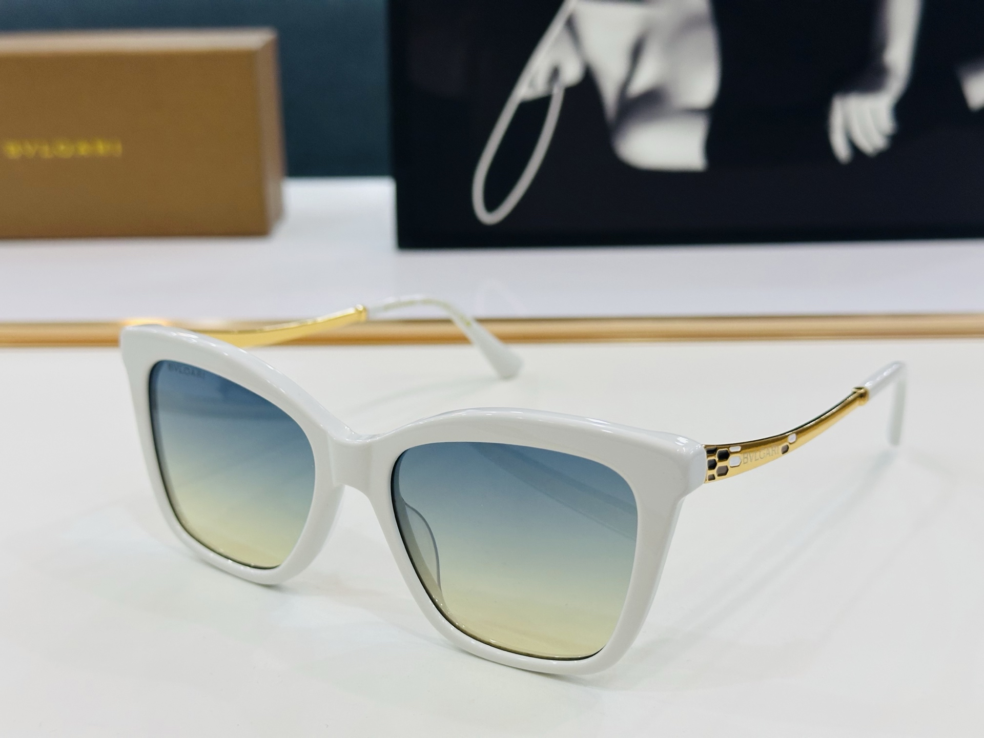 🆕款 官网同售 宝格家 BV8257 👍 Size ：54口18-145 绝对要买😎品质非常完美 b出街