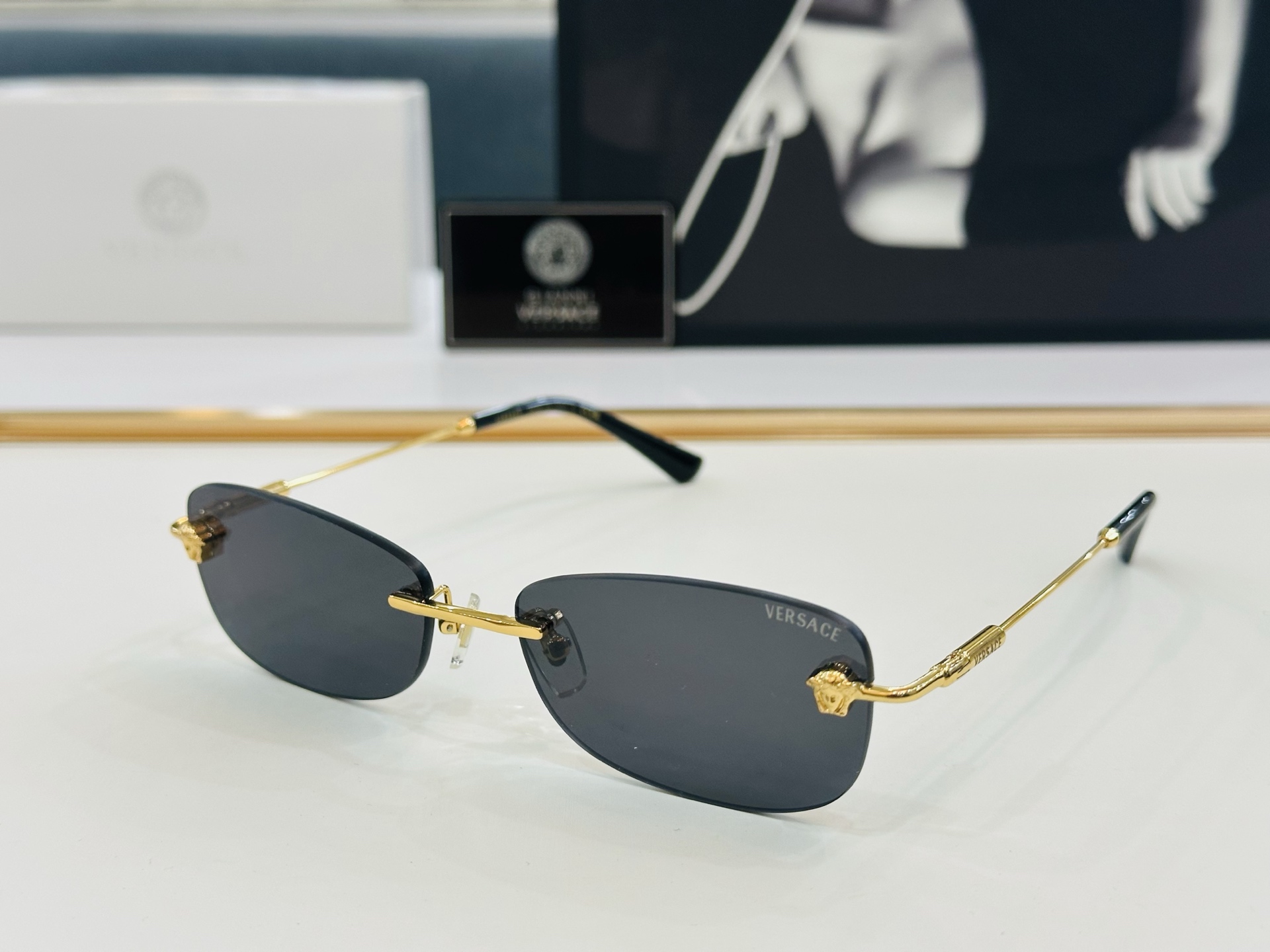 🎉🎉范思家 VERSACE✨MOD：VE6812  Size：57口17-140 ✨b有范 