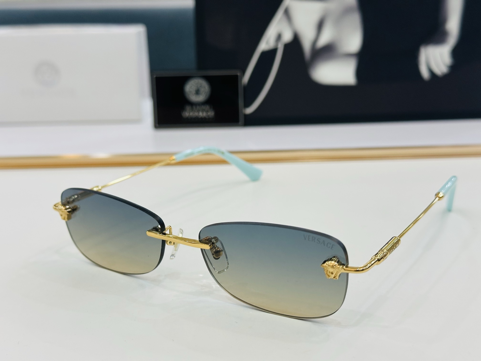 🎉🎉范思家 VERSACE✨MOD：VE6812  Size：57口17-140 ✨b有范 