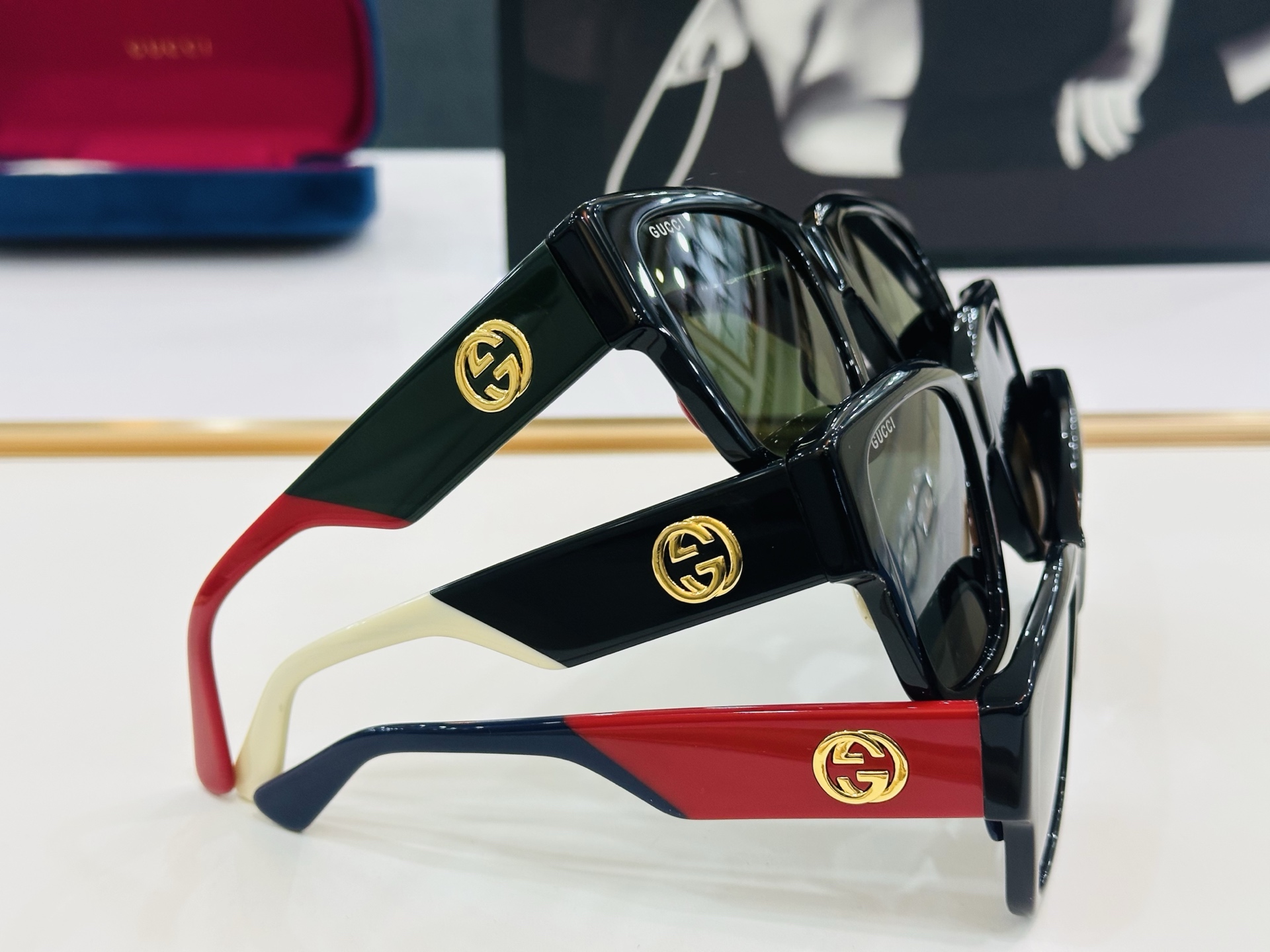 GUCC* 古家 GG1663S 🐝🐝系列 Size：54口22-142  🍁🍁b超绝品质 太阳镜 。 