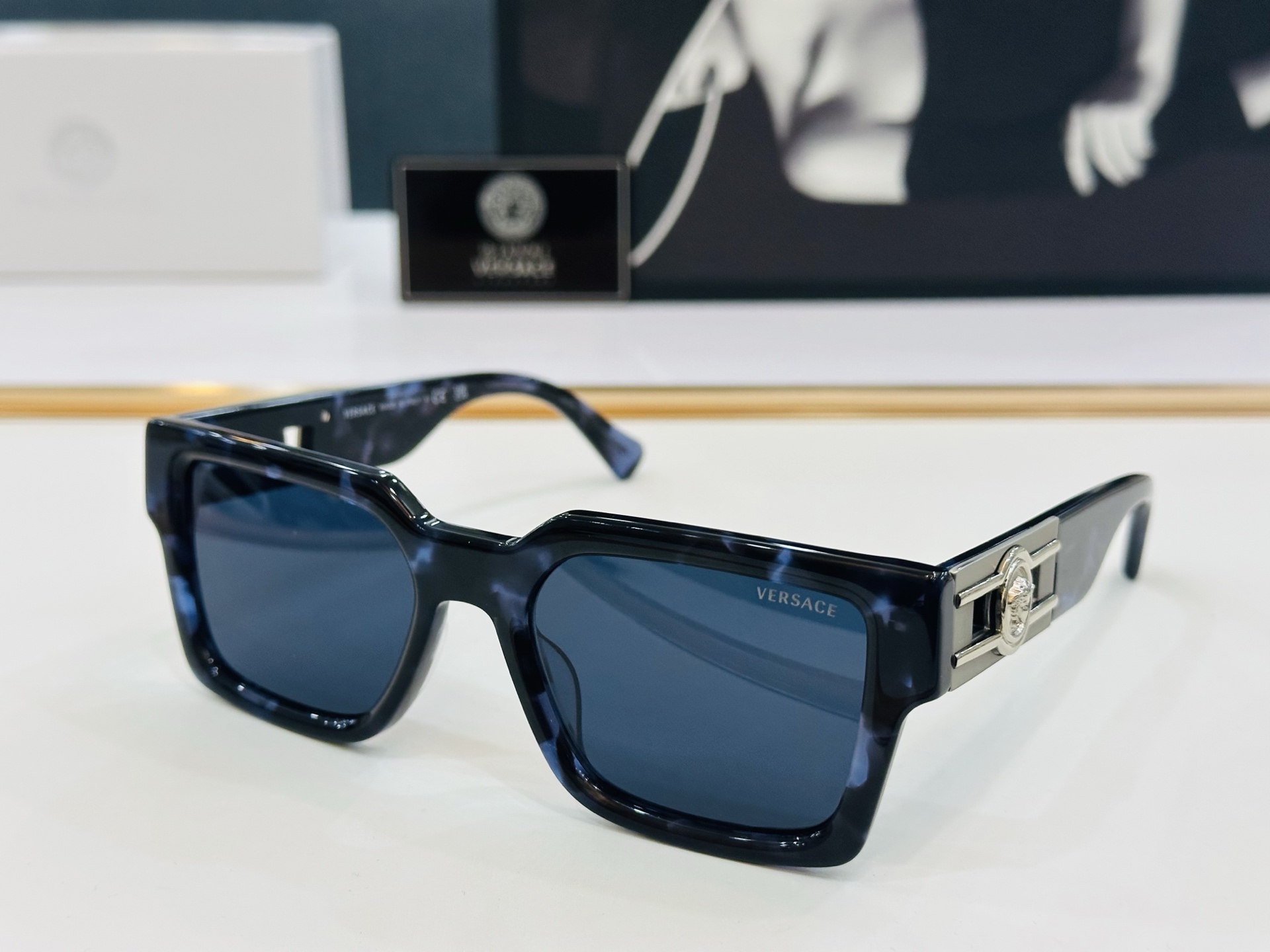 🎉🎉范思家 VERSACE✨VE4459 
 Size：54口18-140 ✨C有范 