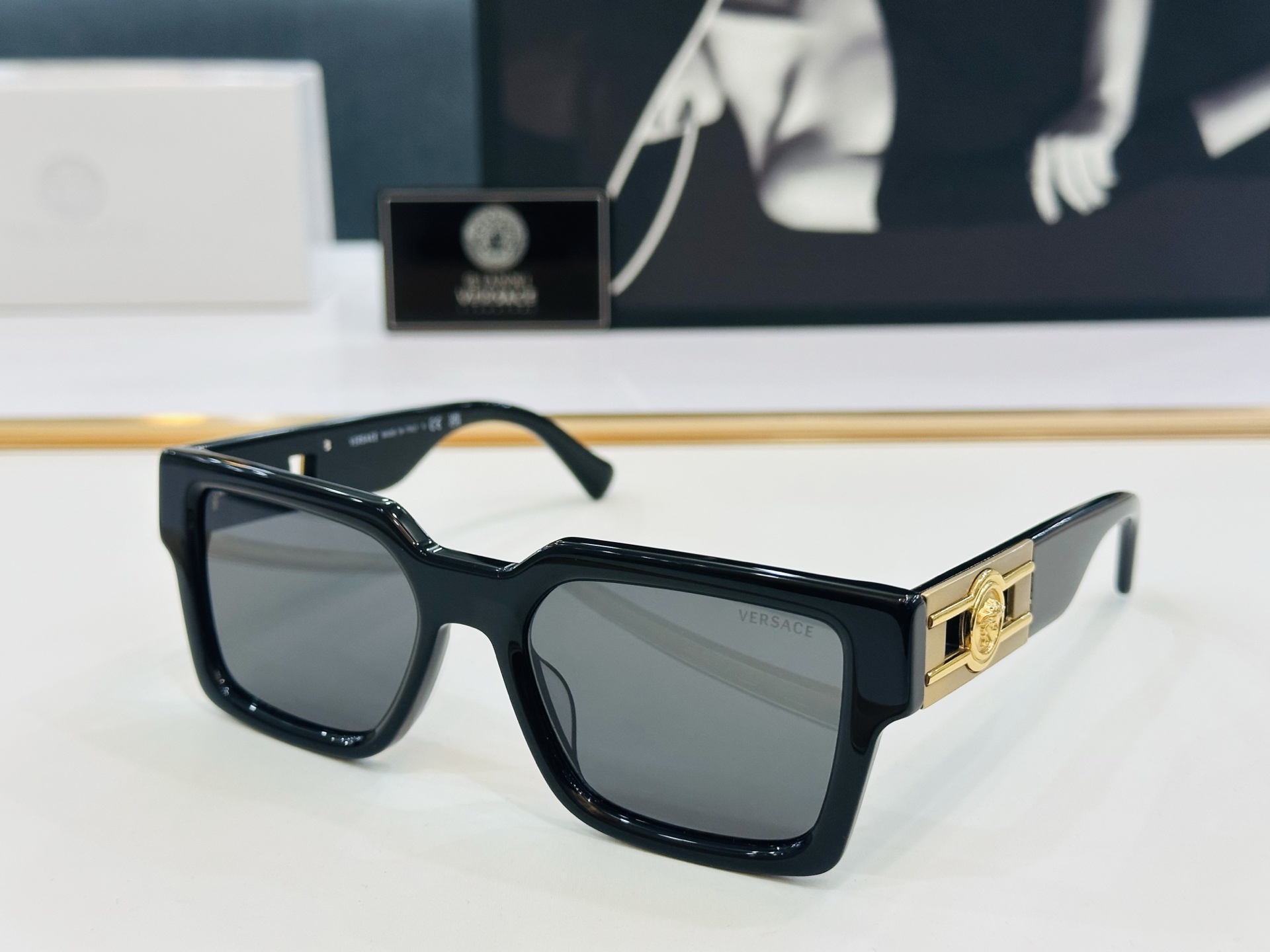🎉🎉范思家 VERSACE✨VE4459 
 Size：54口18-140 ✨C有范 