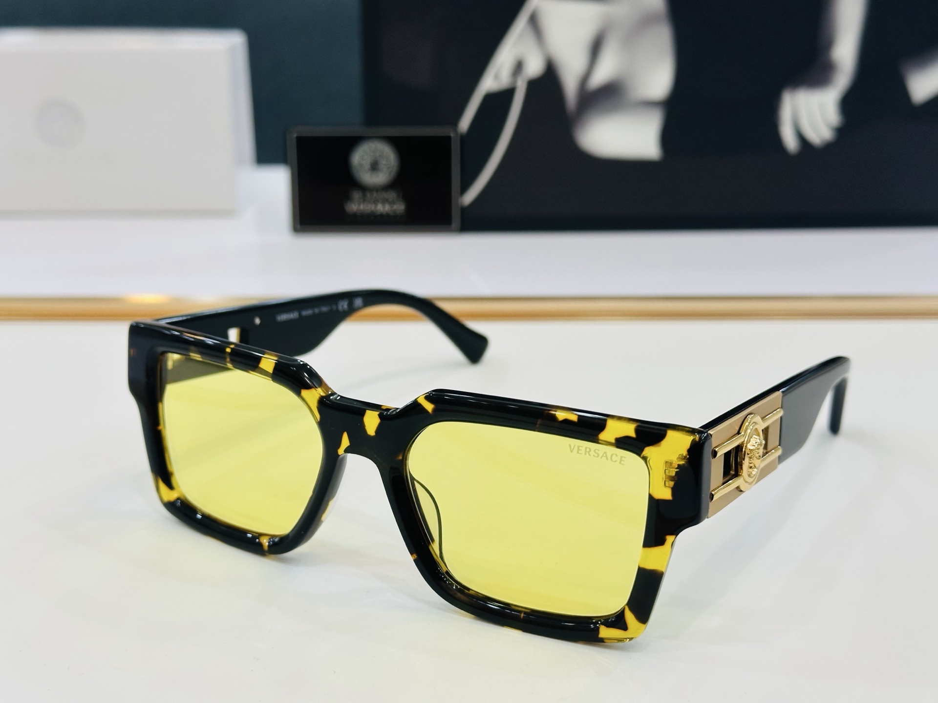 🎉🎉范思家 VERSACE✨VE4459 
 Size：54口18-140 ✨C有范 