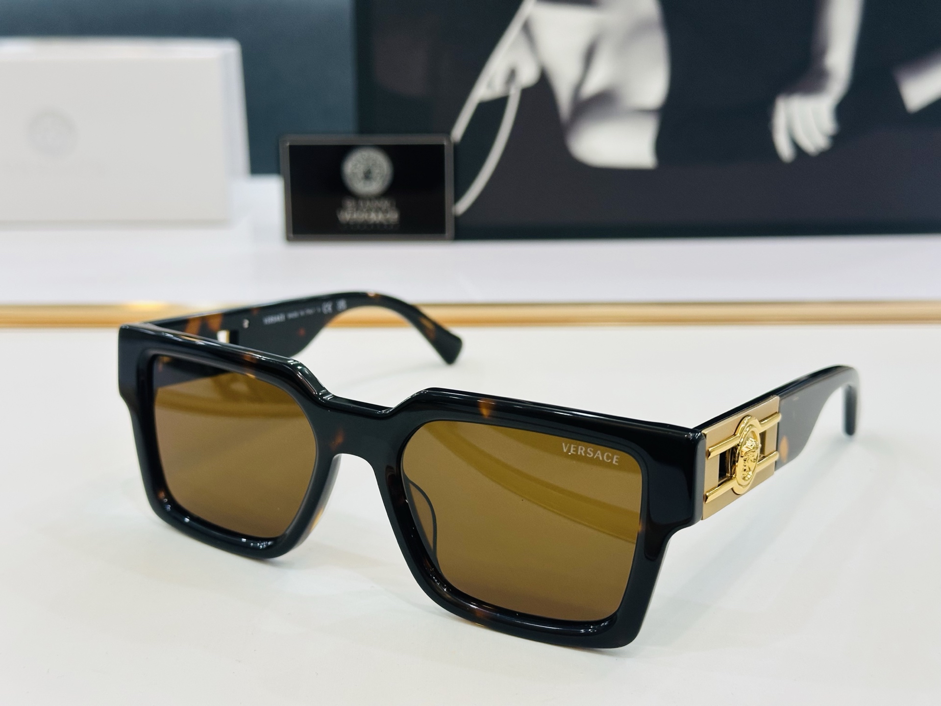 🎉🎉范思家 VERSACE✨VE4459 
 Size：54口18-140 ✨C有范 