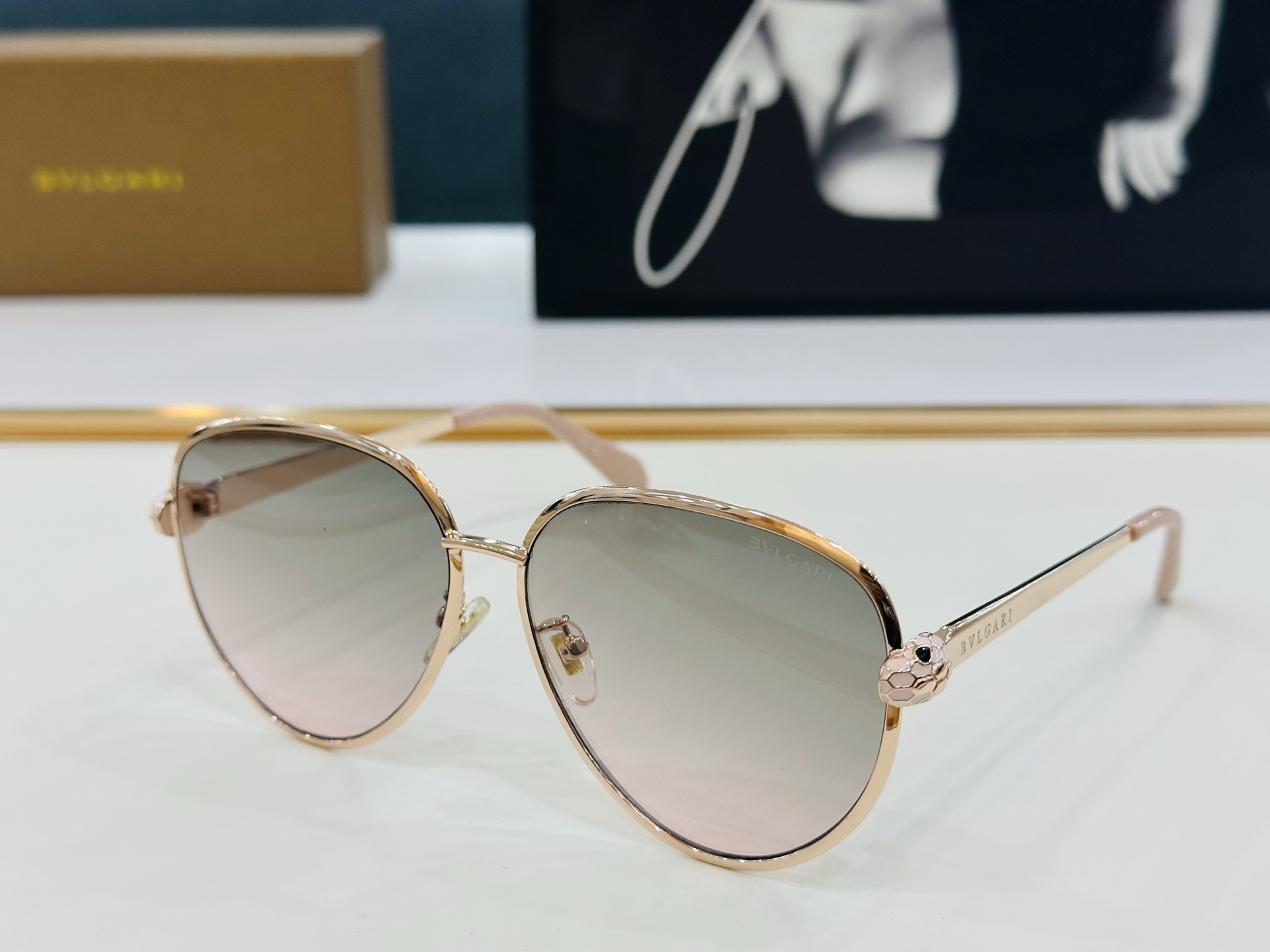 🆕款 官网同售 宝格家 BV40043 👍 Size ：59口13-140 绝对要买😎品质非常完美 C出