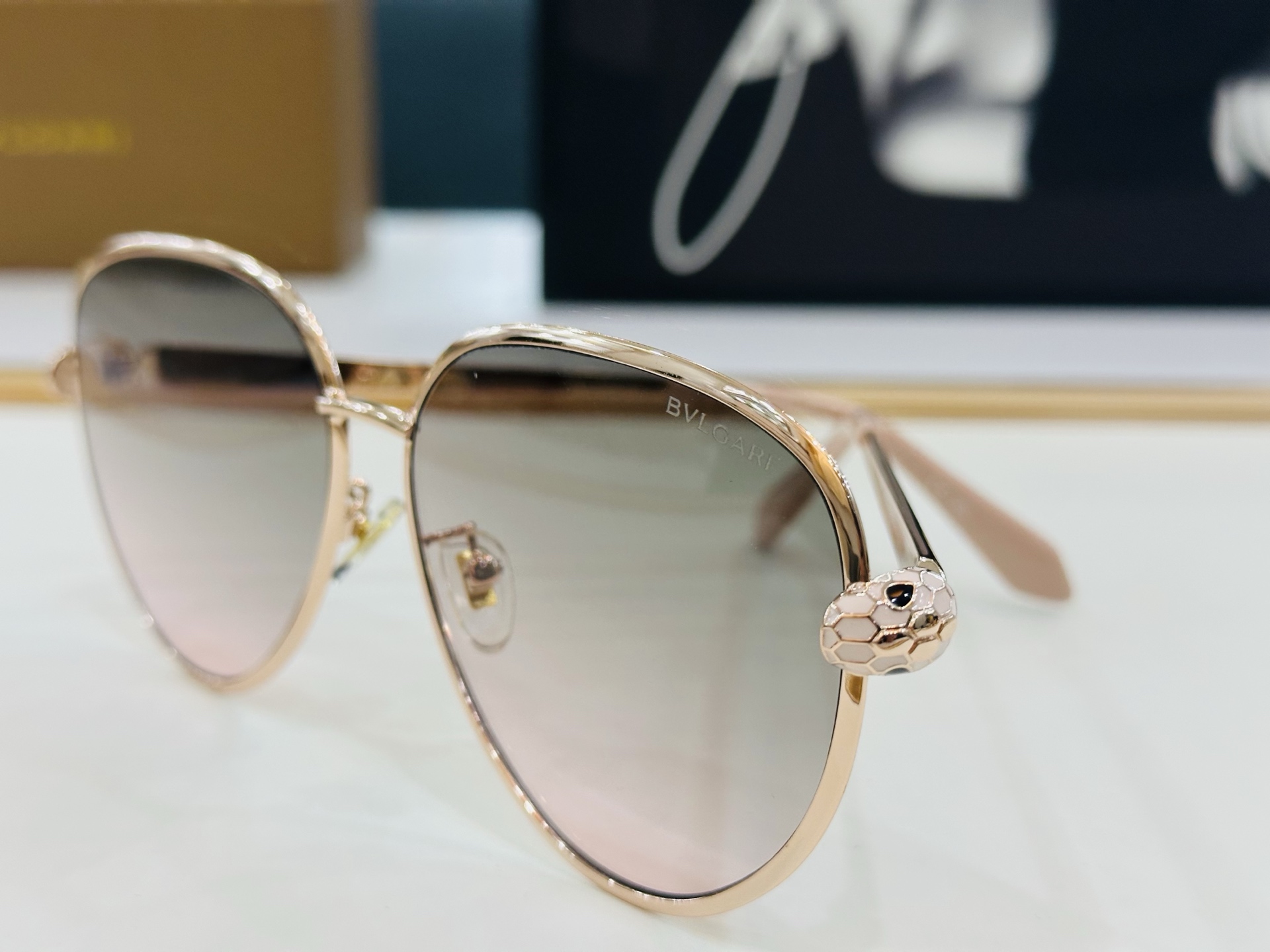 🆕款 官网同售 宝格家 BV40043 👍 Size ：59口13-140 绝对要买😎品质非常完美 C出