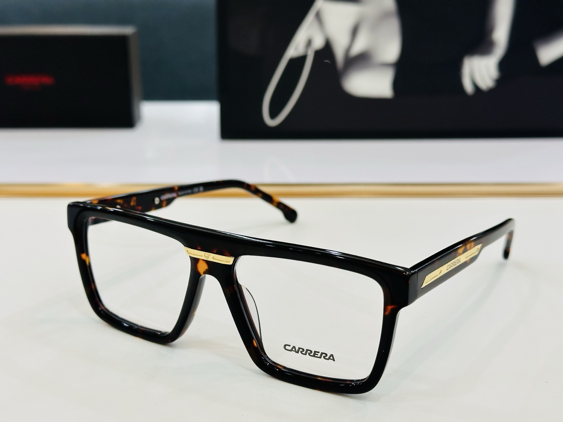 卡雷拉 CARRER* 03S Size：58口15-145  🐲🐲超轻材质 。Z 上脸超美 配光镜 