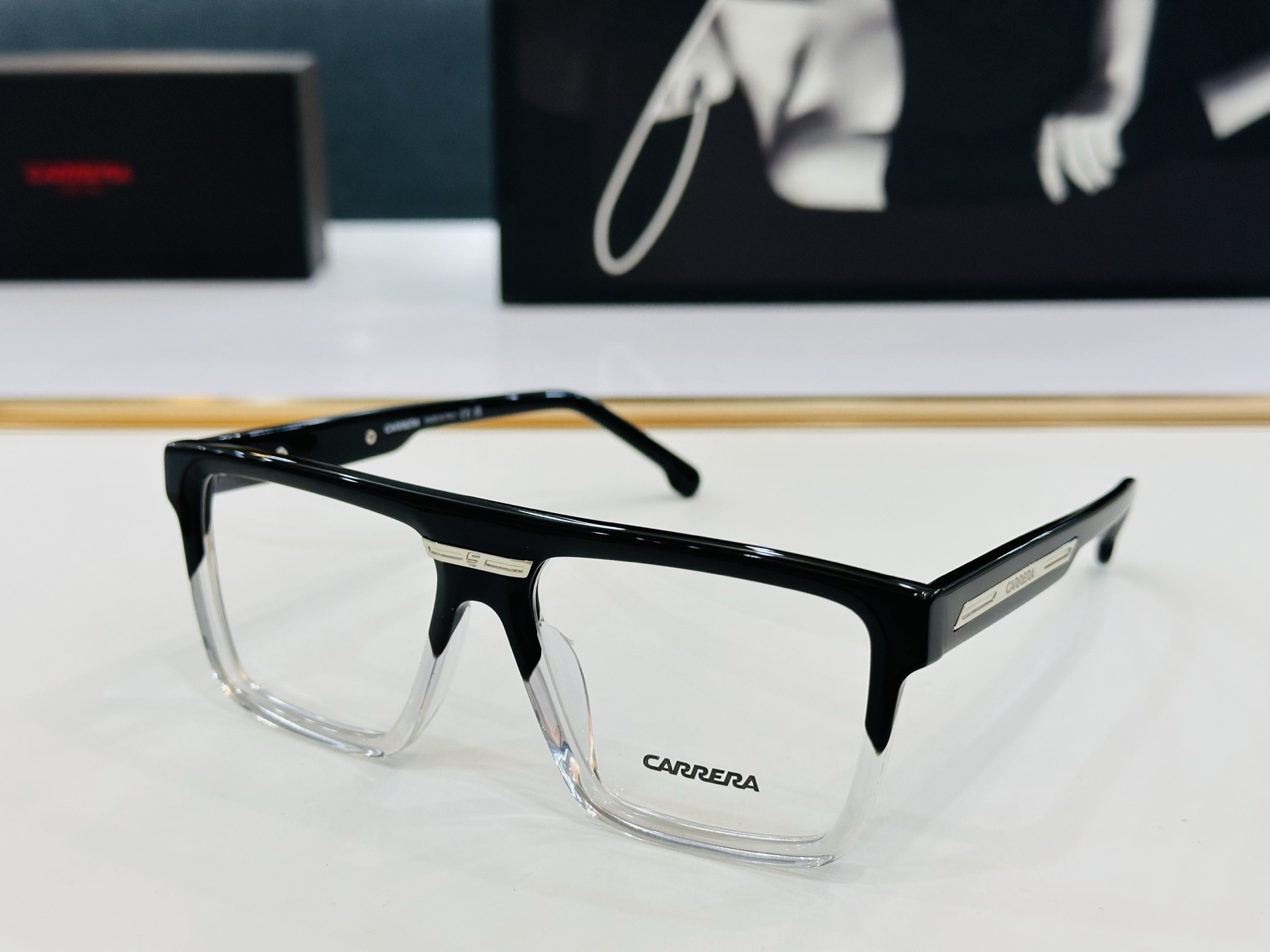 卡雷拉 CARRER* 03S Size：58口15-145  🐲🐲超轻材质 。Z 上脸超美 配光镜 