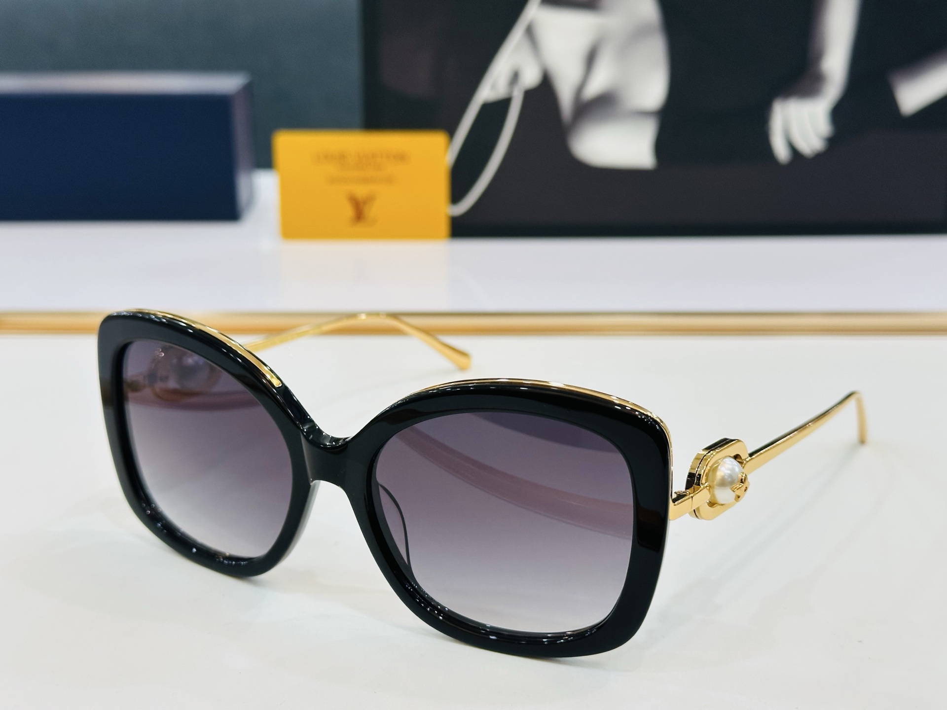 路易家 🎩Z1932E Size：58口18-145 充满活力的 展现独特个性🌟展现大气的你 X高品质 