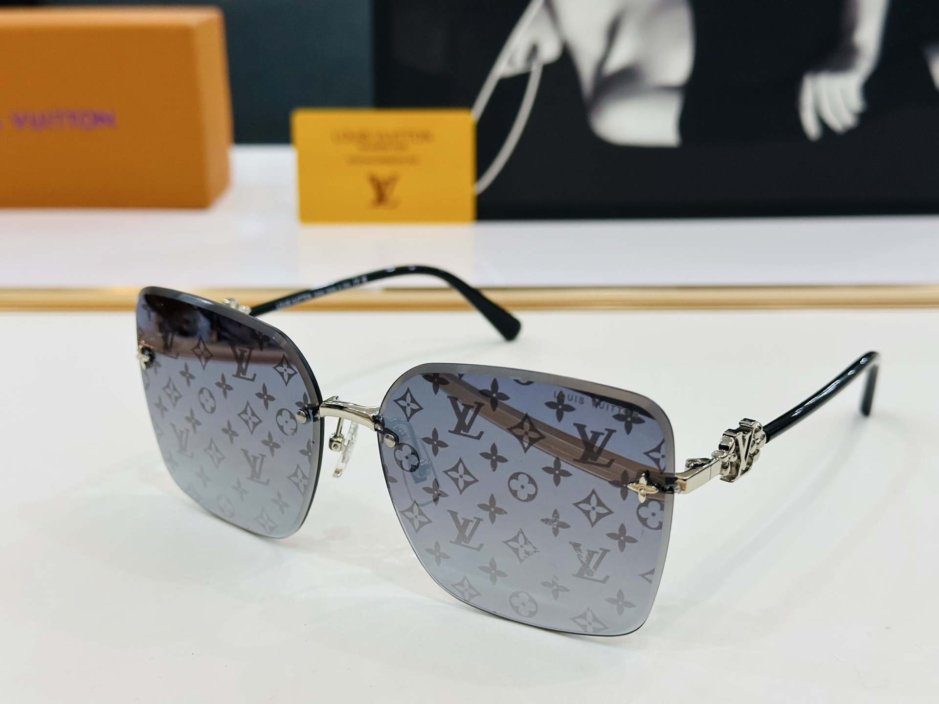 路易家 🎩Z1313 Size：62口14-145  充满活力的 展现独特个性🌟展现大气的你 q高品质 