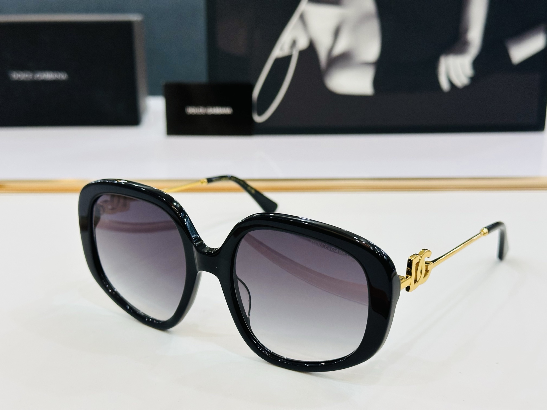 🆕 官网款 🔺DOLCE&GABBAN*🔻DG4421 Size：55口20-145 新颖独特🔝🔝X美艳