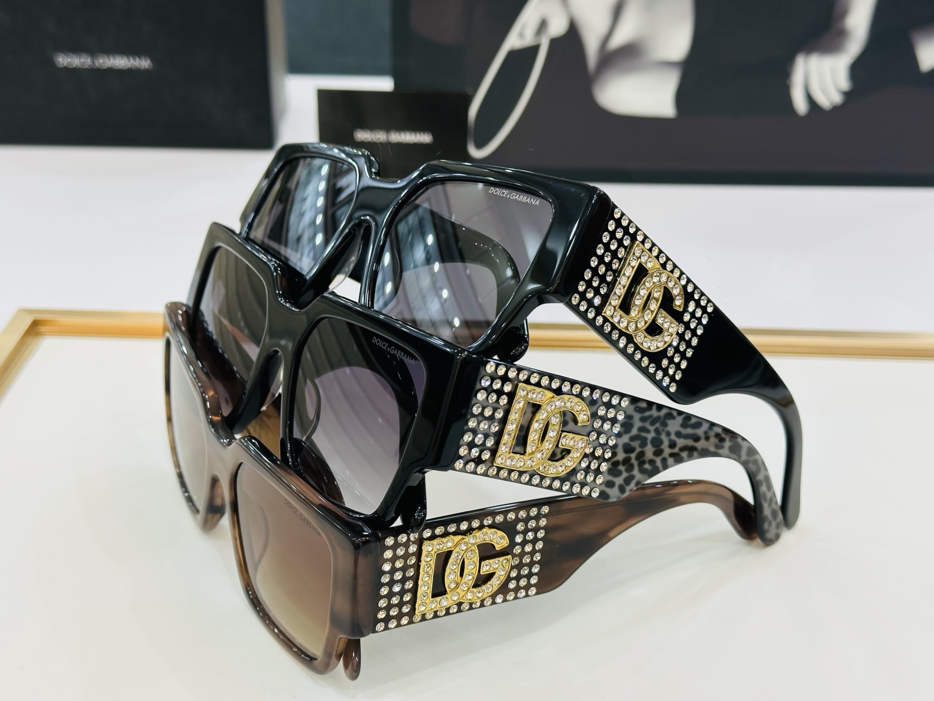 🆕 官网款 🔺DOLCE&GABBAN*🔻DG5212 Size：54口19-145 新颖独特🔝🔝X美艳