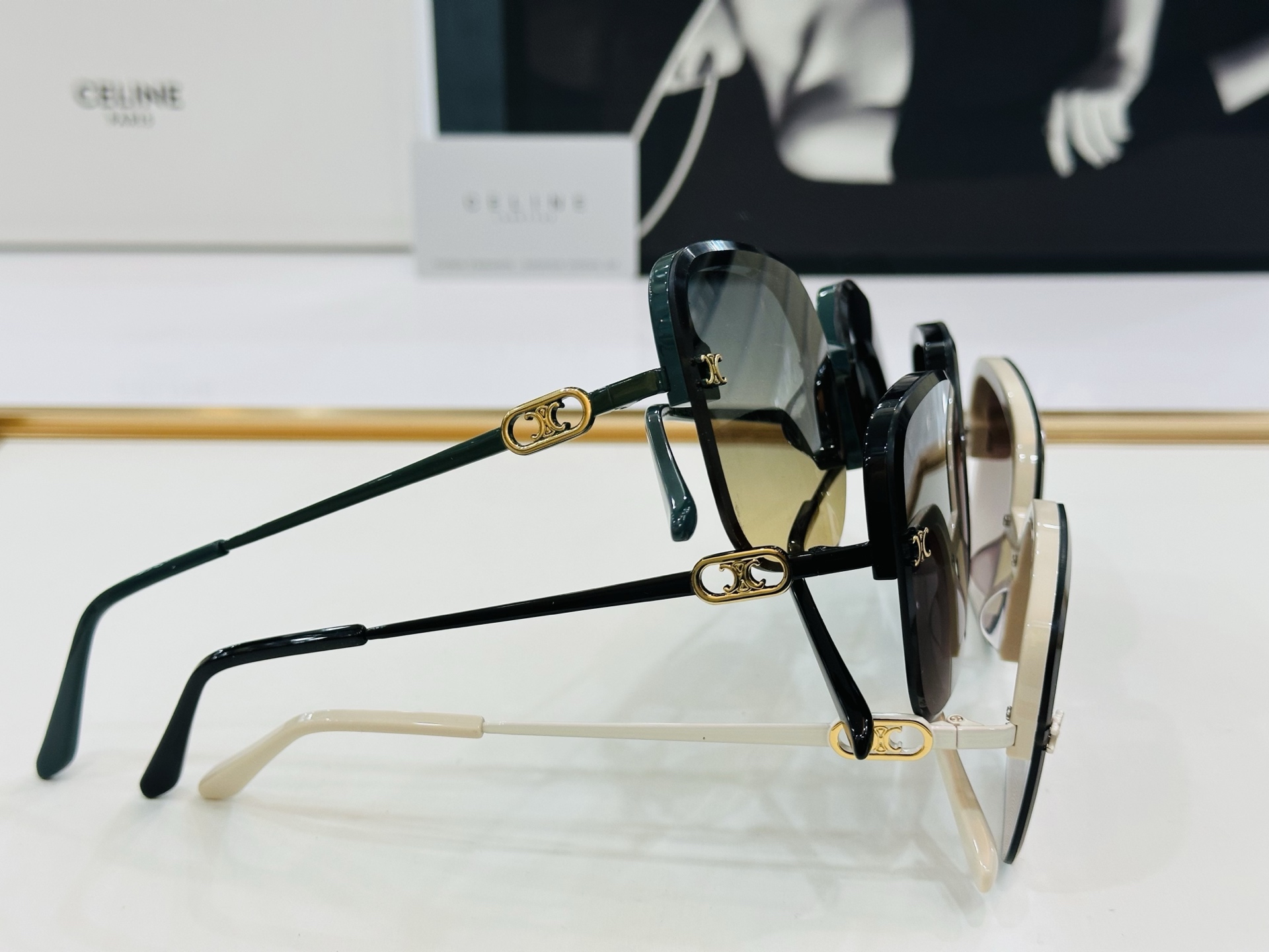 【CELINE】赛琳 CL40251  Size：60口14-145 一直热销的款式，欧美风 光泽度好 