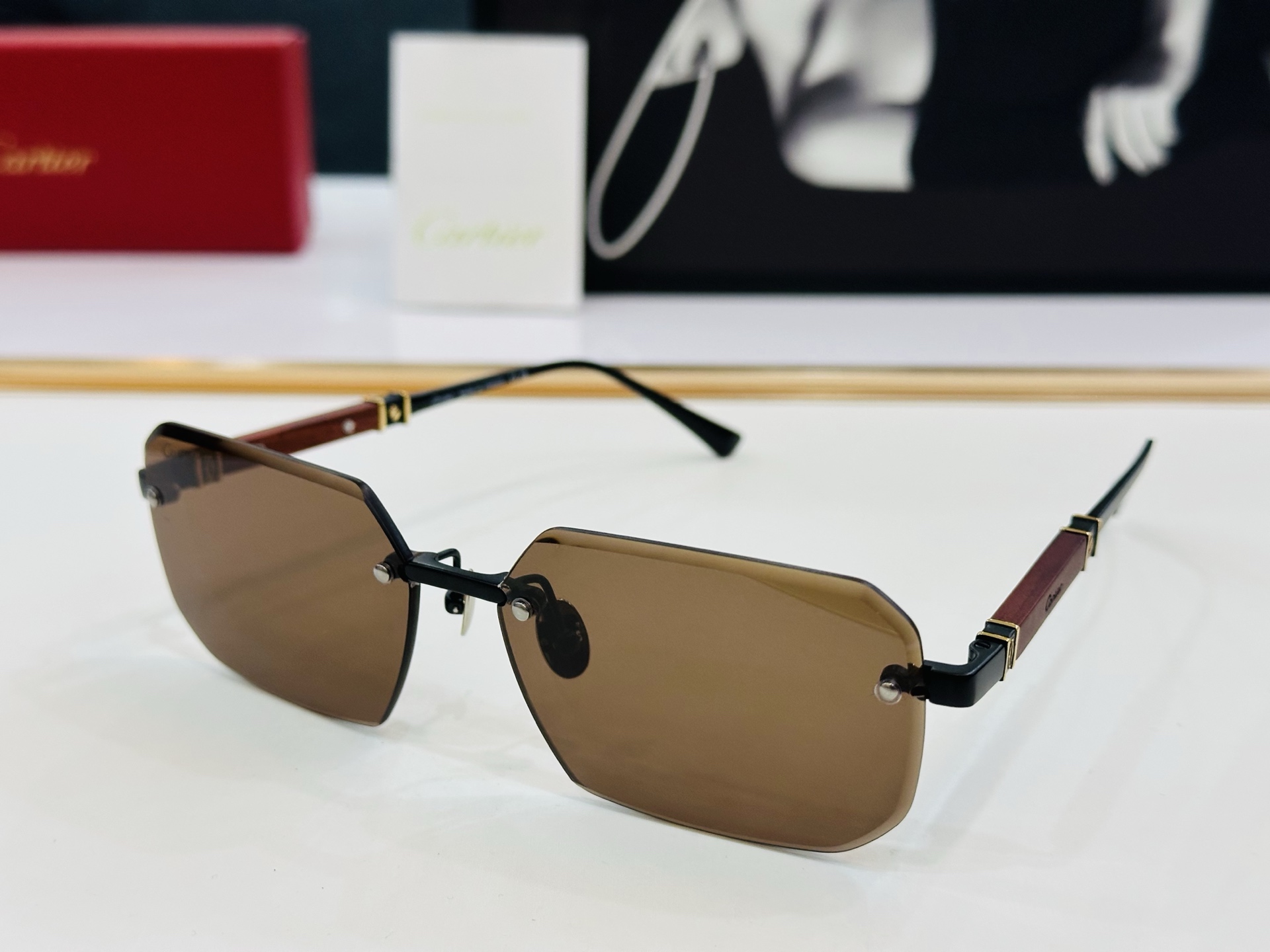 Cartie* 卡家 CT0510S 太阳镜 Size：60口15-145 工艺精湛气质十足！q男女同款