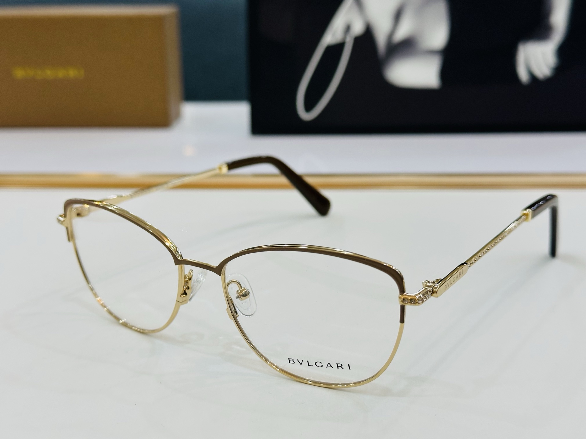 🆕款 官网同售 宝格家 BV3003 👍 Size ：54口16-145 绝对要买😎品质非常完美 L出街