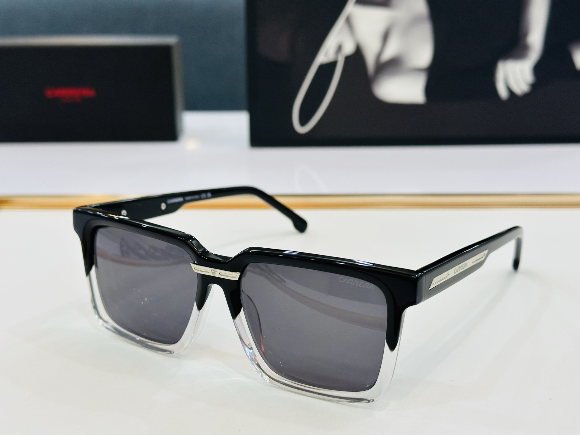 卡雷拉 CARRER* 03S Size：58口15-145  🐲🐲超轻材质 。Z 上脸超美 太阳镜 