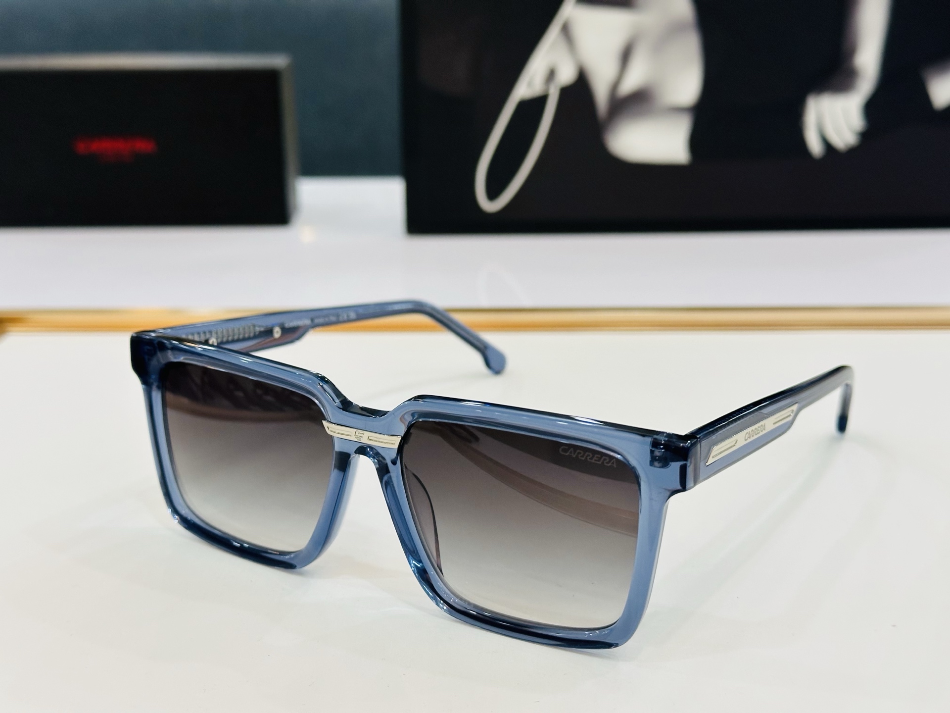 卡雷拉 CARRER* 03S Size：58口15-145  🐲🐲超轻材质 。Z 上脸超美 太阳镜 