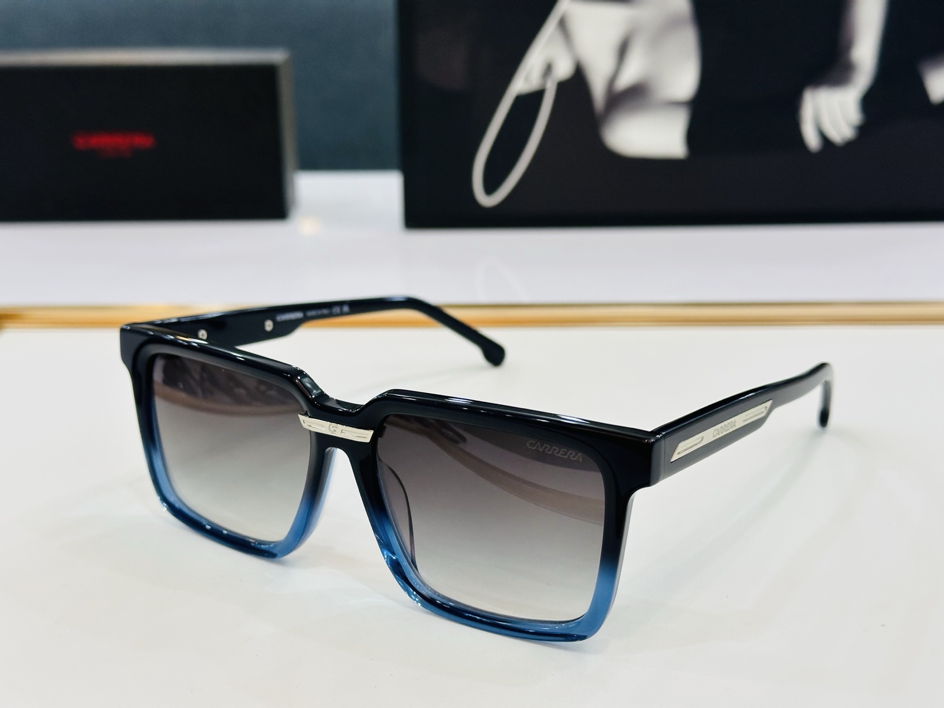 卡雷拉 CARRER* 03S Size：58口15-145  🐲🐲超轻材质 。Z 上脸超美 太阳镜 