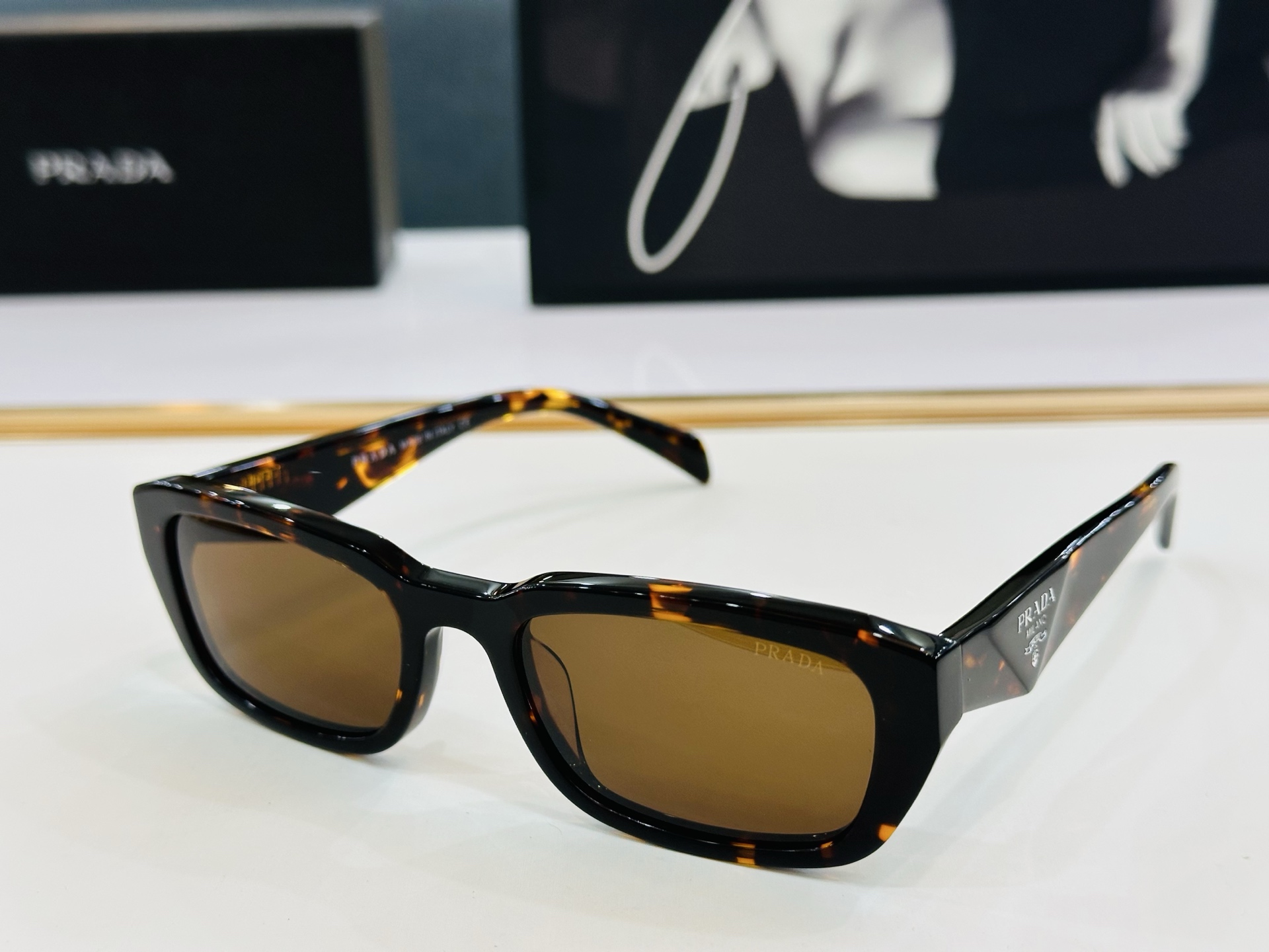 🔺PRAD*🔻普家 PRB06S Size：53口19-140
 眼镜系列堪称精湛制作 彰显独特个 C最