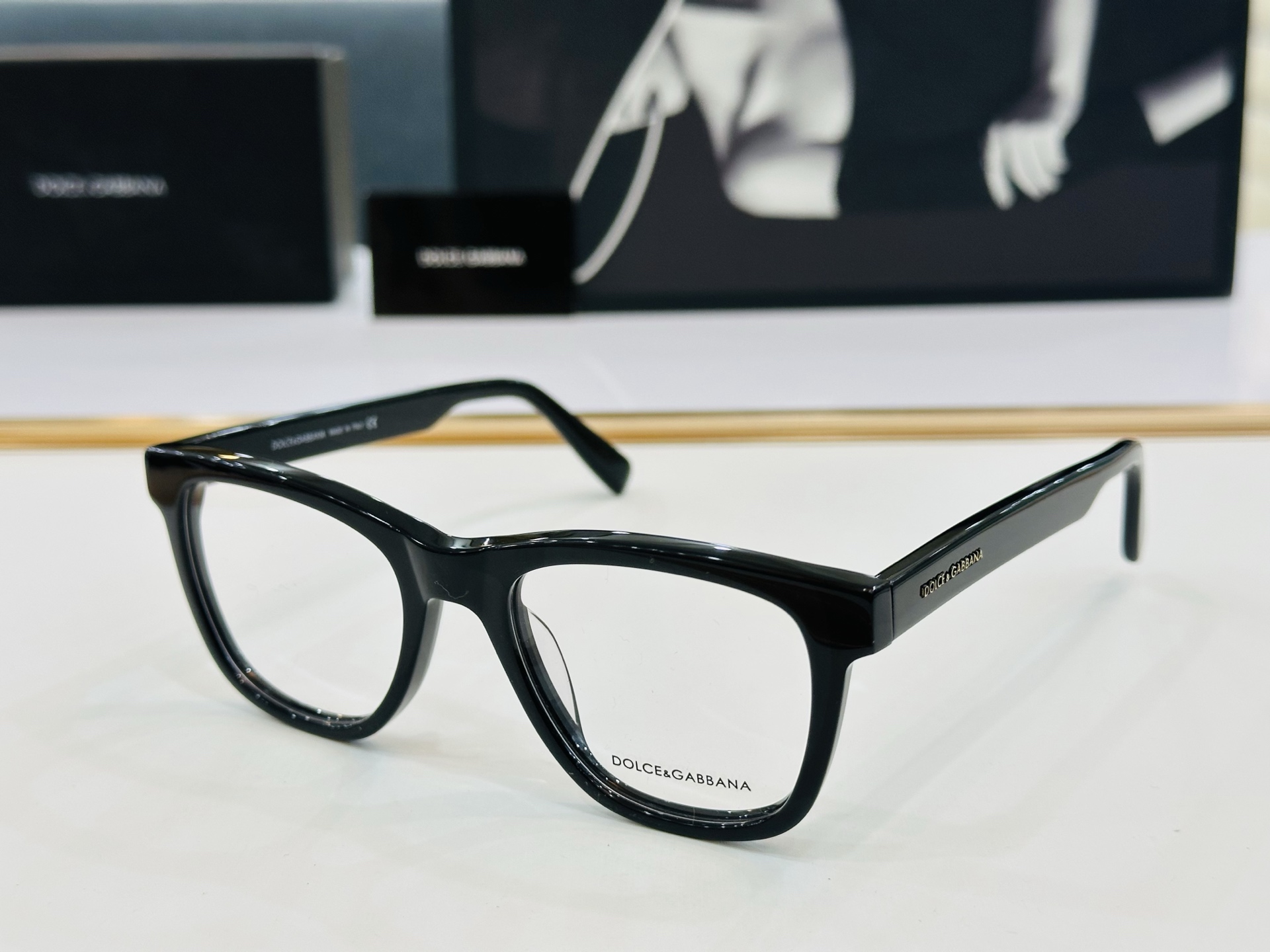DOLCE&GABBANA* 杜家 DG4572 近视眼镜架 size：55口16-145 质量杠杠的 