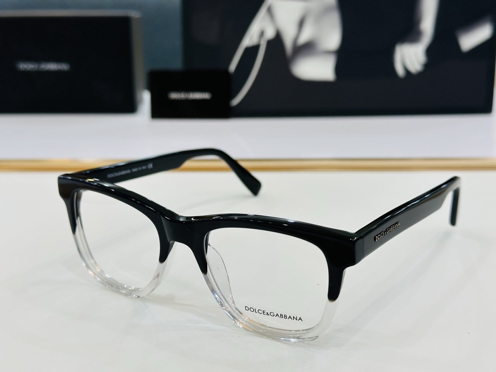 DOLCE&GABBANA* 杜家 DG4572 近视眼镜架 size：55口16-145 质量杠杠的 
