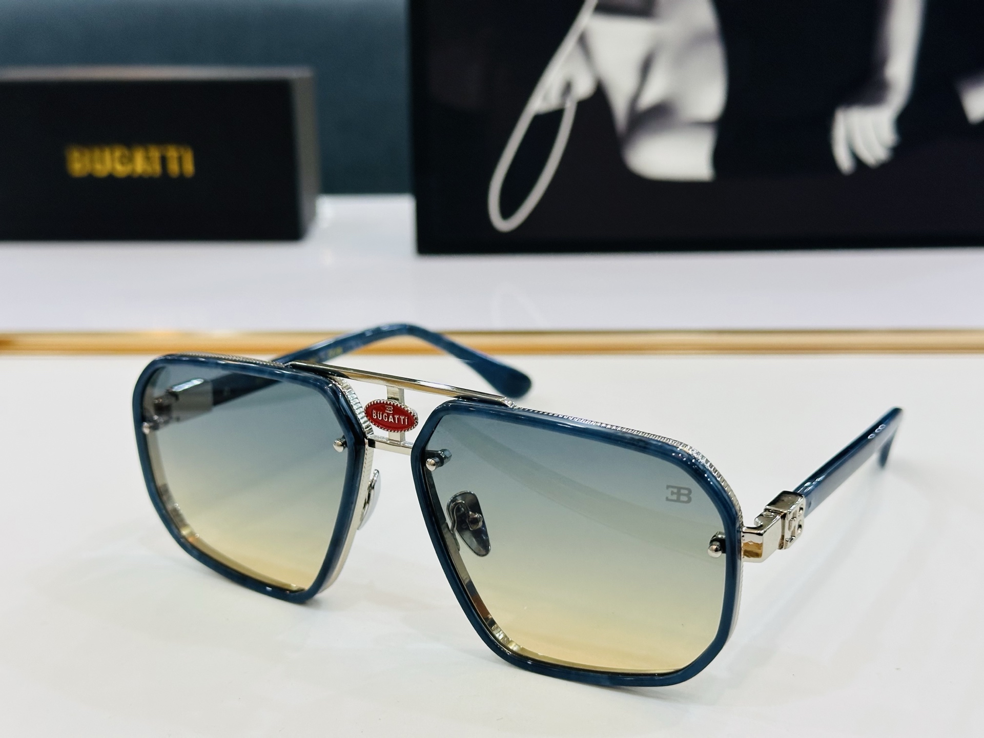 潮牌 K Bugatt*
Model：13-BT/SG
SIZE：63-15-142
配盒 