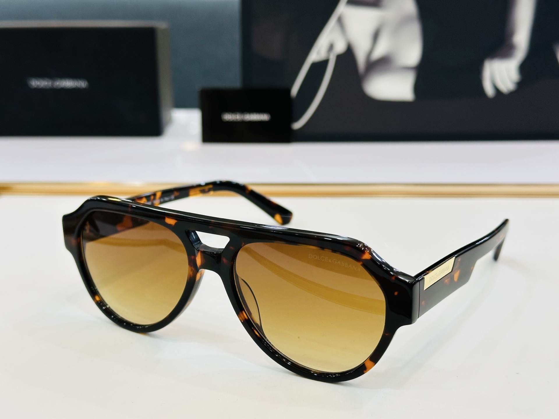 🔺DOLCE&GABBAN*🔻DG4466 Size：56口17-145 新颖独特🔝🔝L美艳绝伦 
