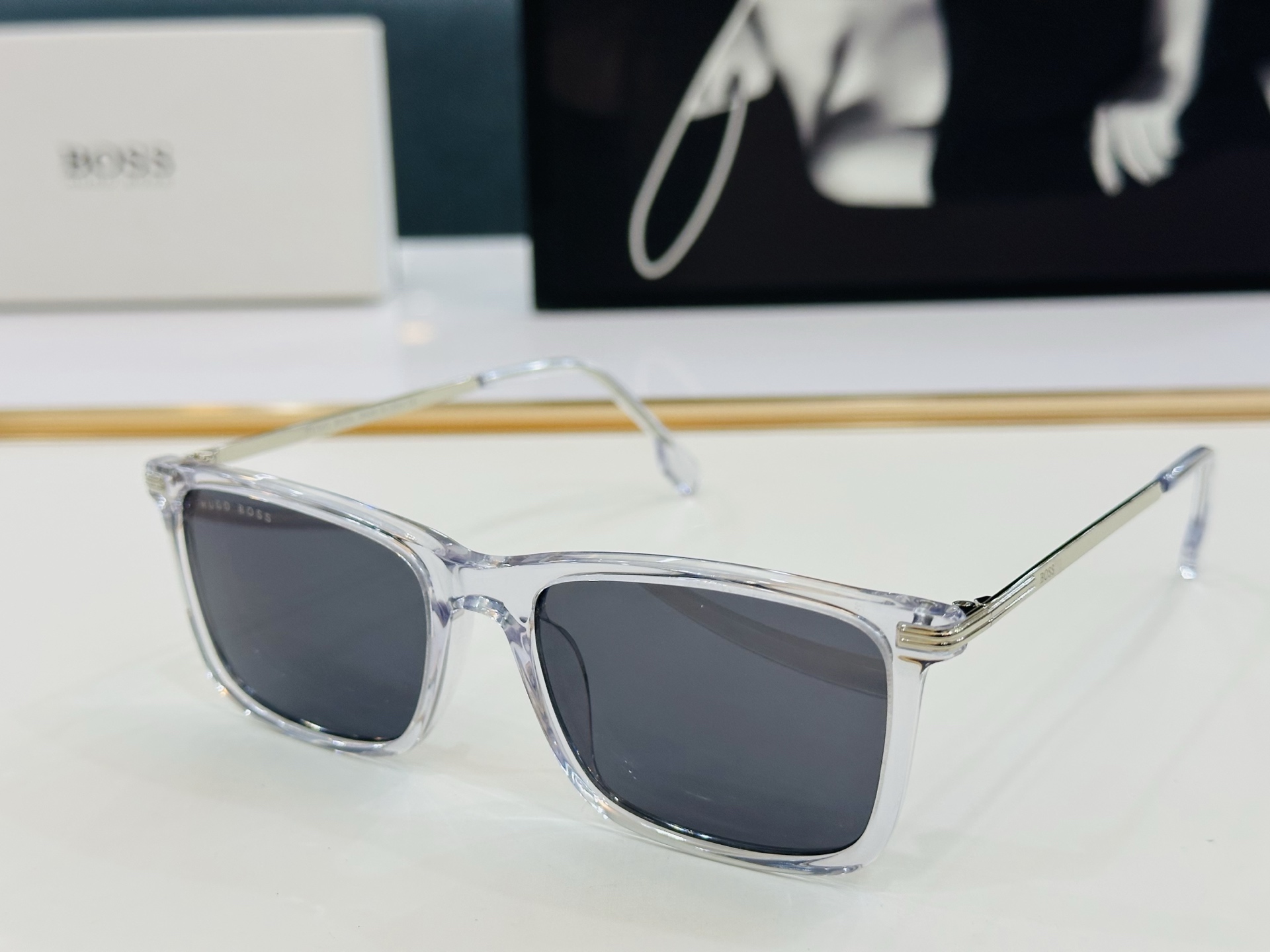 🆕 BOSS 1614/F Size：55口17-145 🕶🕶💋💋👣👣  不挑脸 🍁经典不过时框型 品质