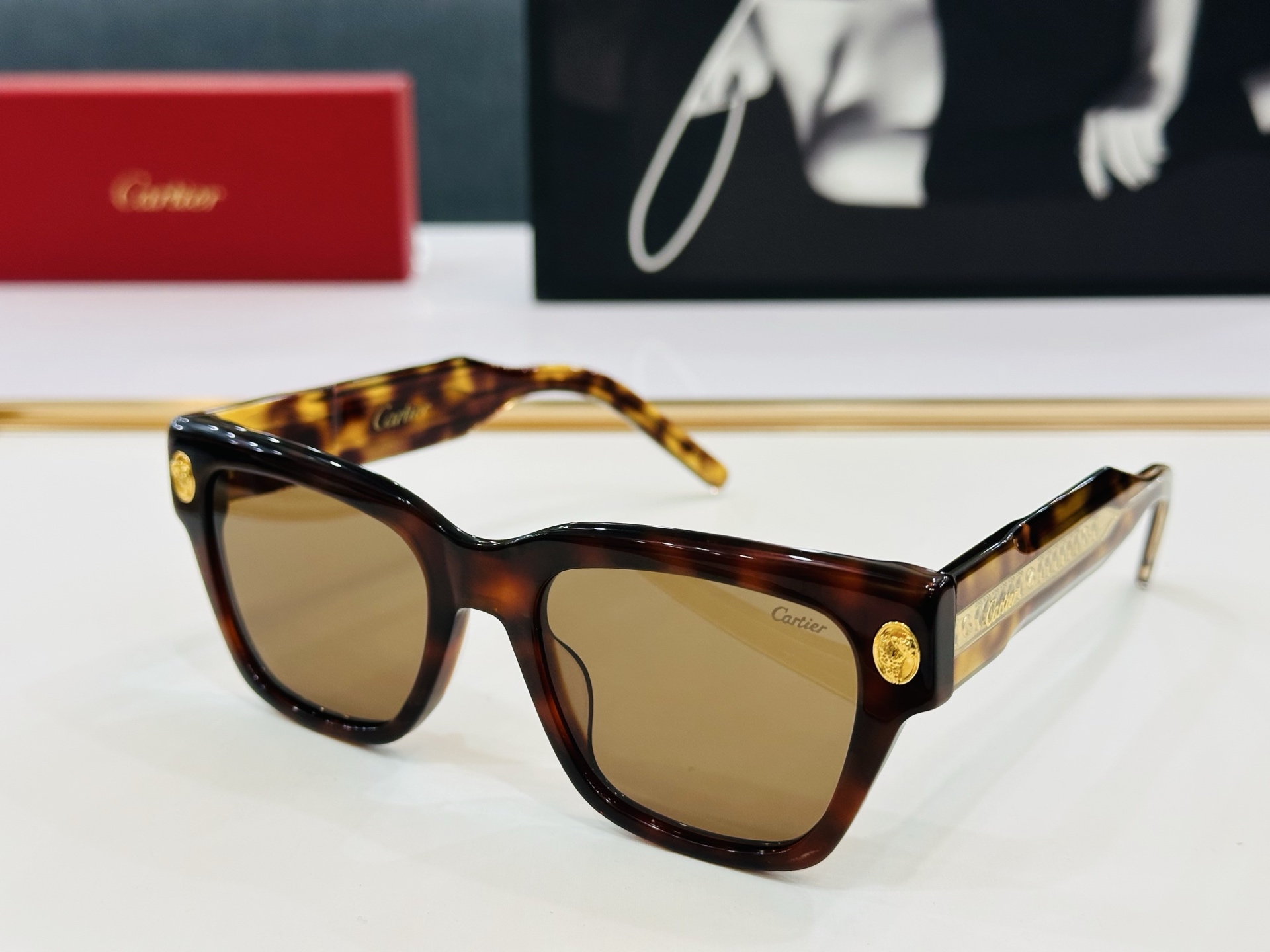 🆕 原版Cartie* 卡家 官网经典款 太阳镜 CT5910  Size：54口19-145 电镀工艺