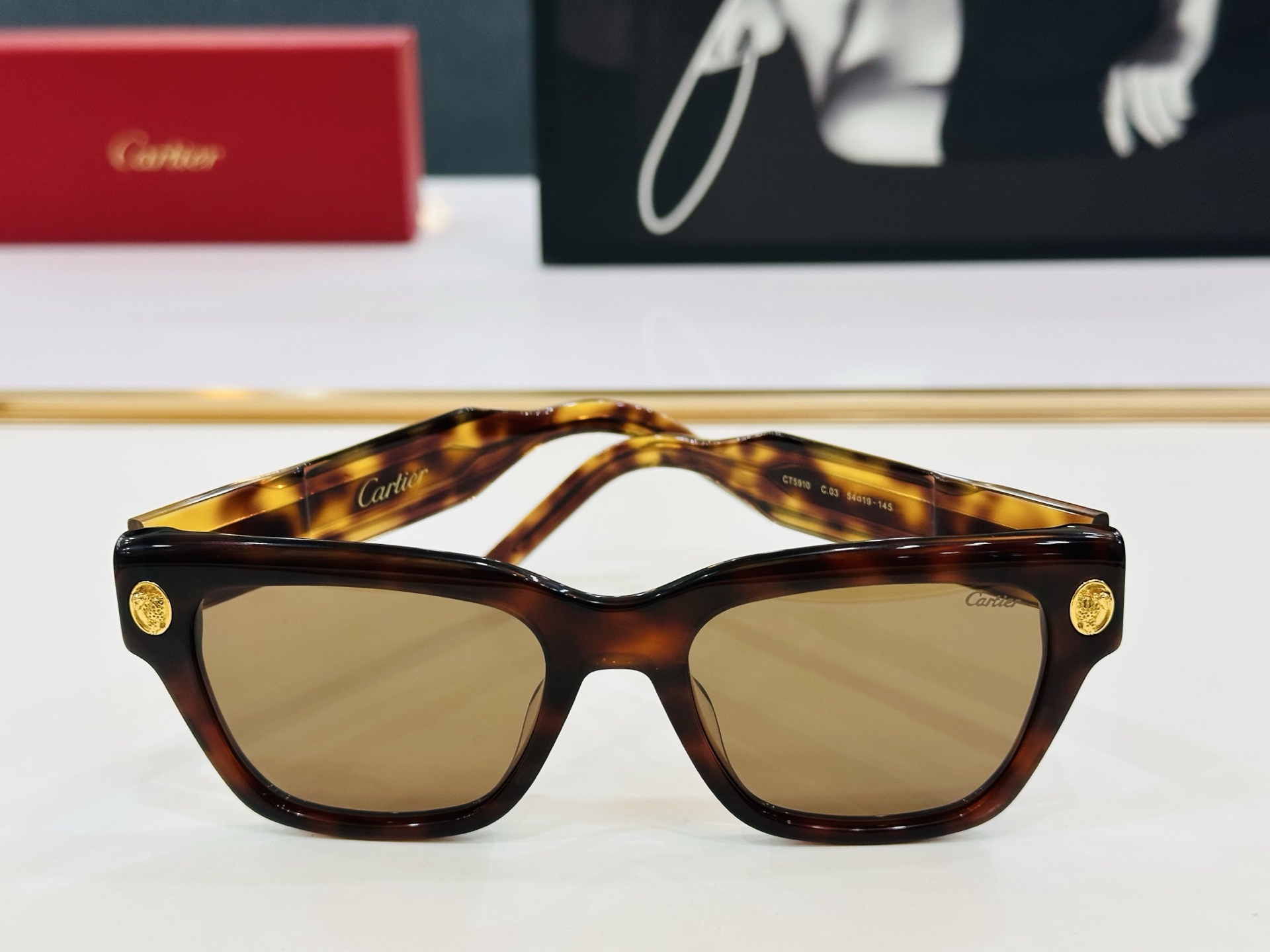 🆕 原版Cartie* 卡家 官网经典款 太阳镜 CT5910  Size：54口19-145 电镀工艺
