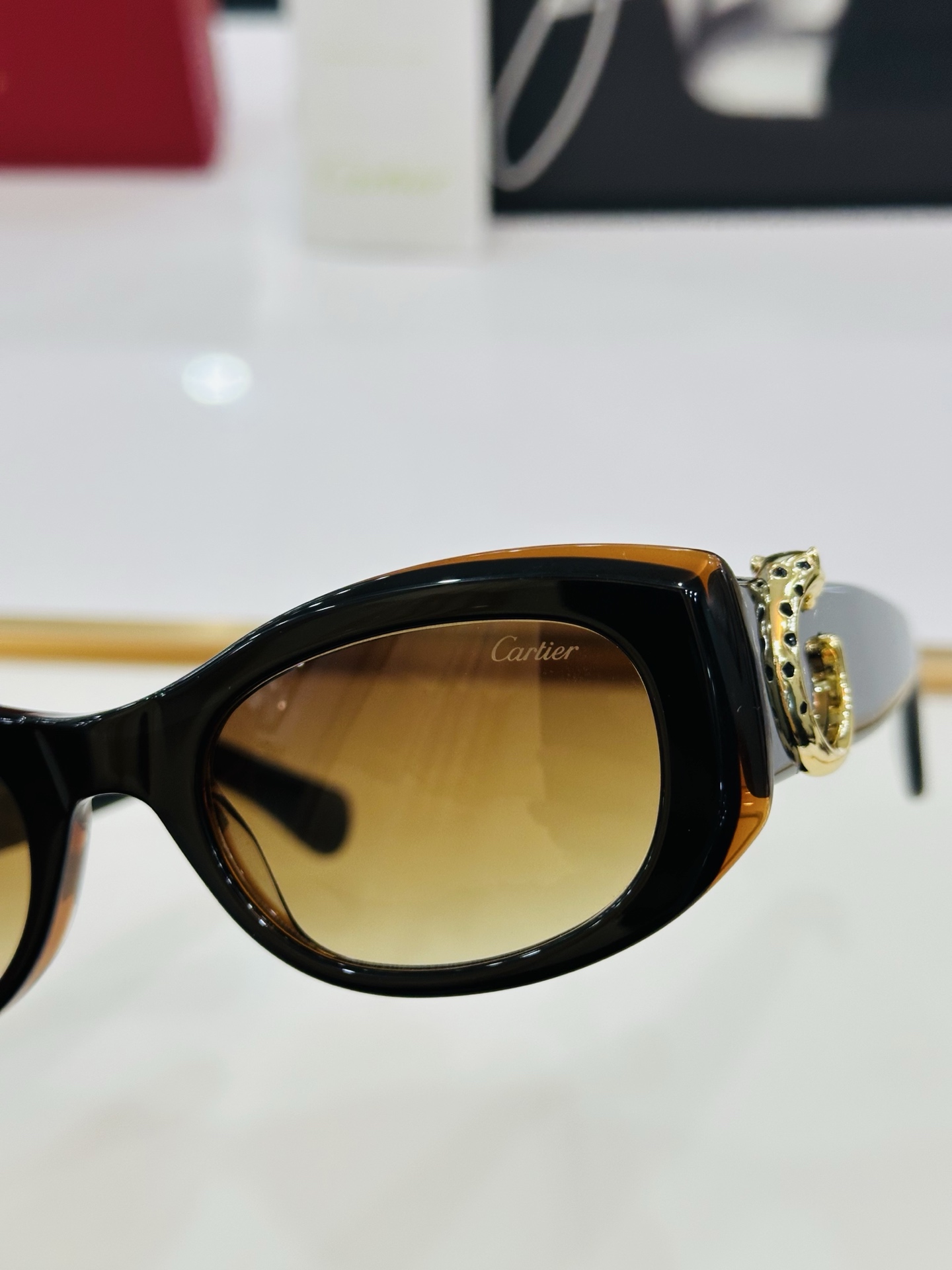 🆕 原版Cartie* 卡家 官网经典款 太阳镜 CT0472S Size：53口20-145 电镀工艺