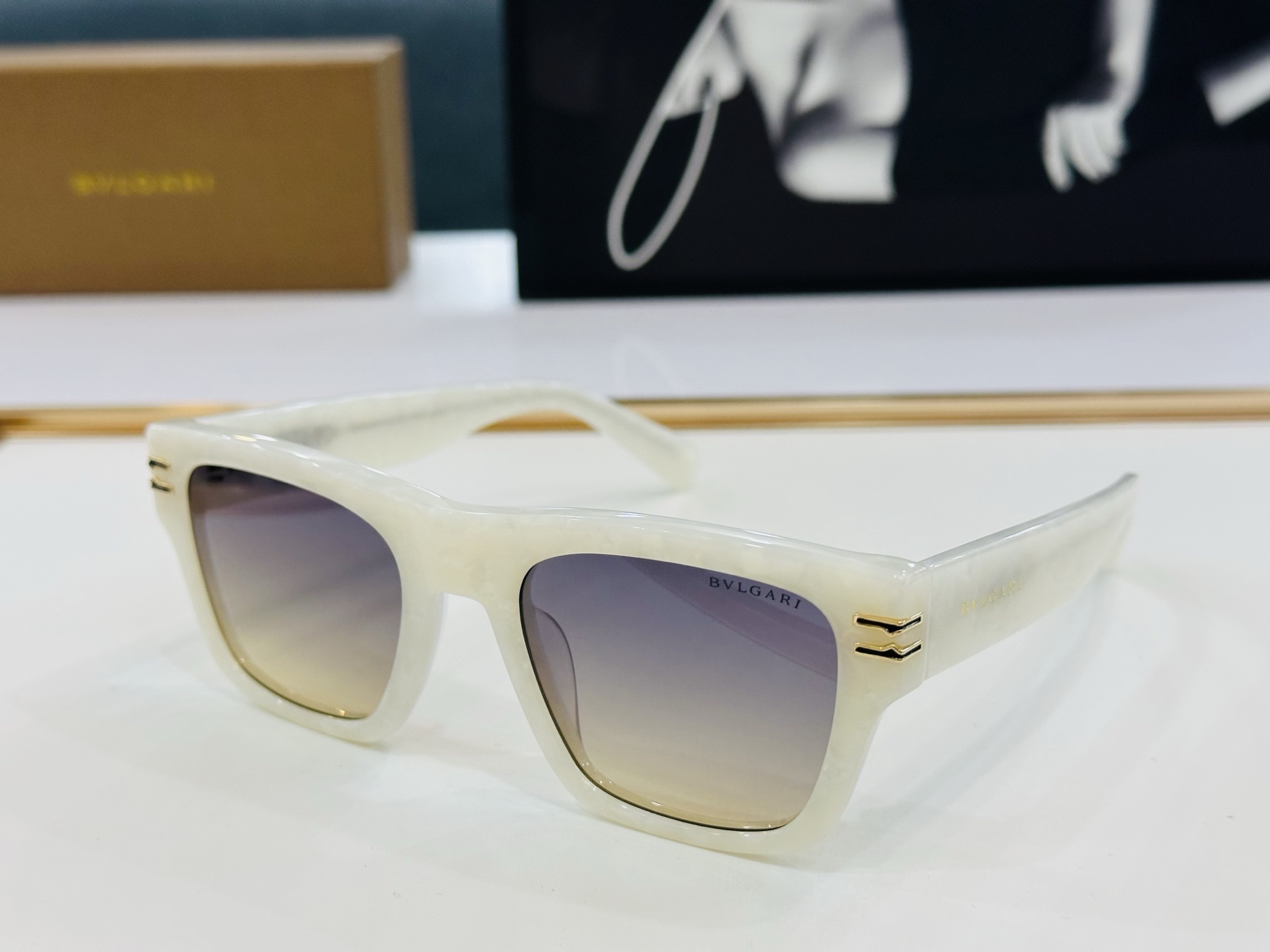🆕款 官网同售 宝格家 BV40015 👍 Size ：52口23-145  绝对要买😎品质非常完美 L