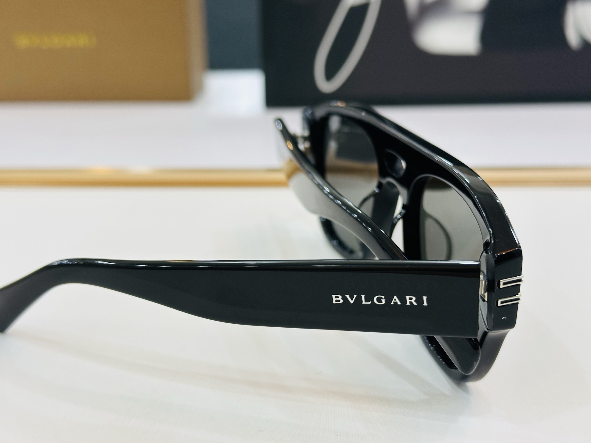 🆕款 官网同售 宝格家 BV40040  👍 Size ：53口23-145  绝对要买😎品质非常完美 