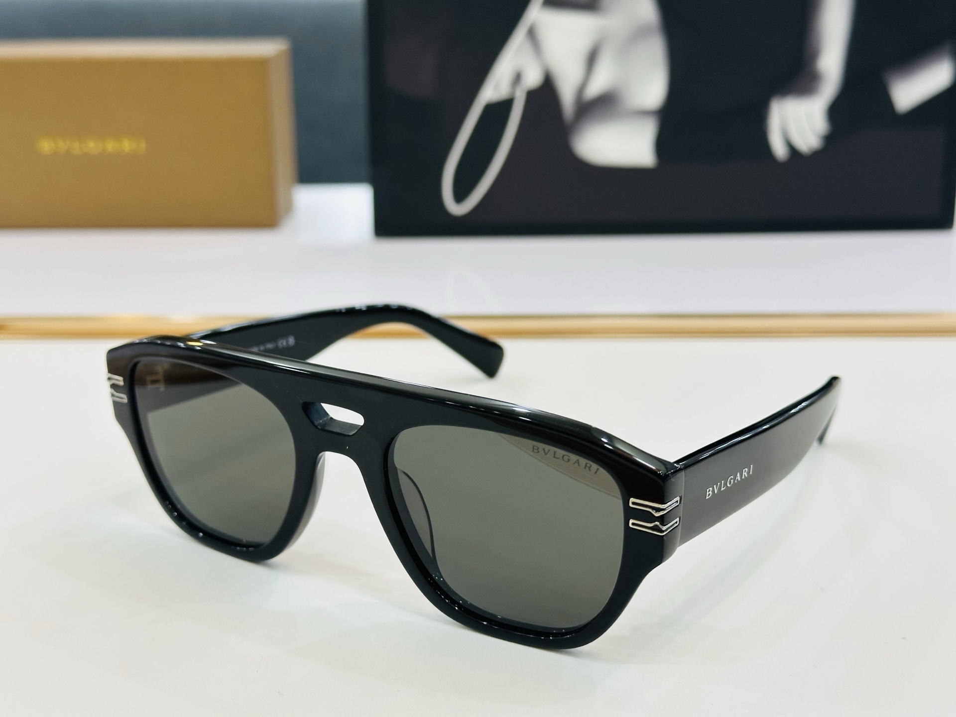 🆕款 官网同售 宝格家 BV40040  👍 Size ：53口23-145  绝对要买😎品质非常完美 