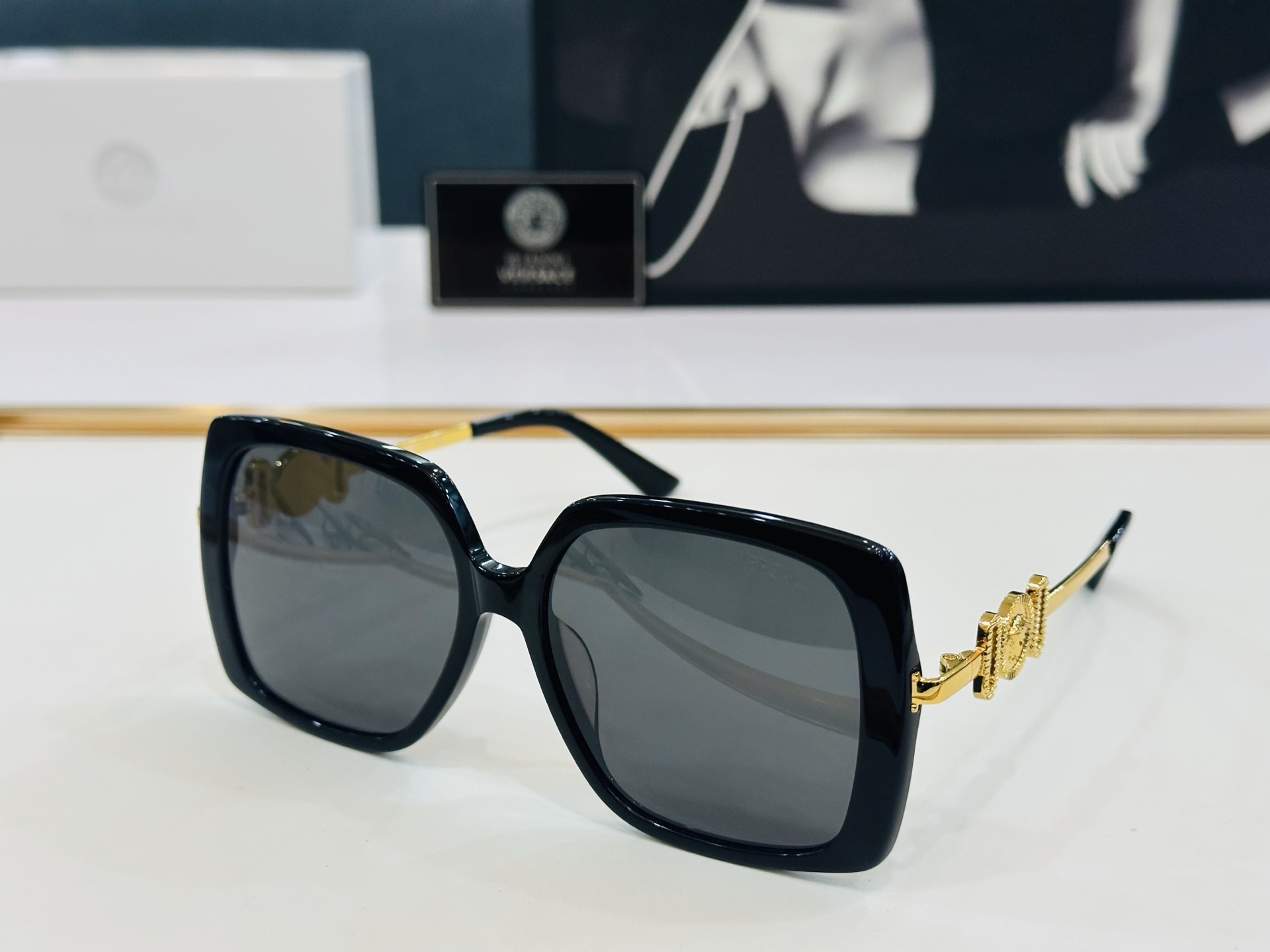 🎉🎉范思家 VERSACE✨VE4467  
 Size：54口17-130✨F有范 