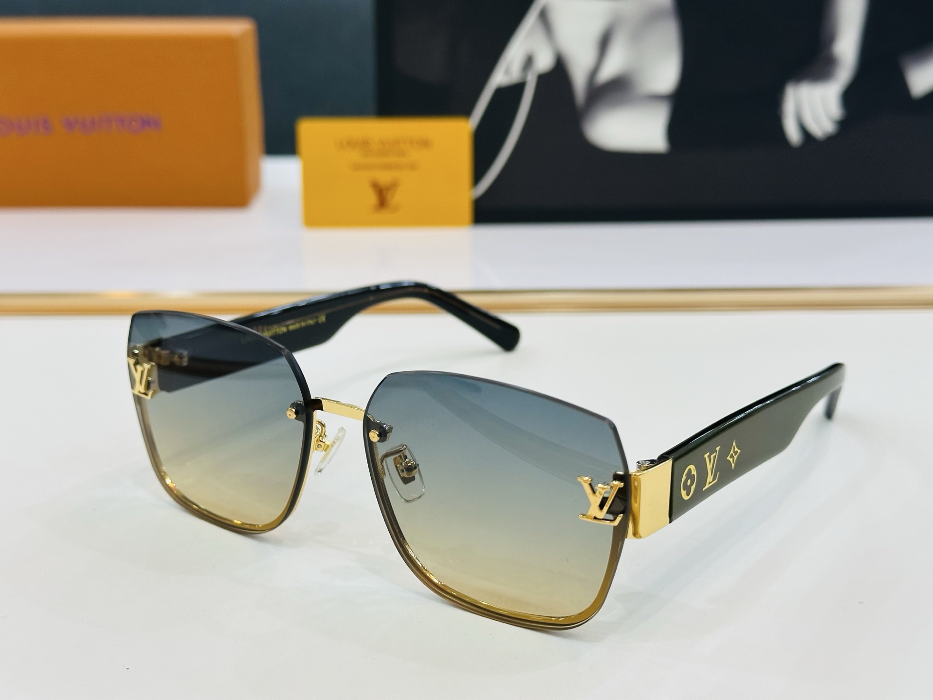 路易家 🎩Z1863E Size：55口16-147   充满活力的 展现独特个性🌟展现大气的你 q高品