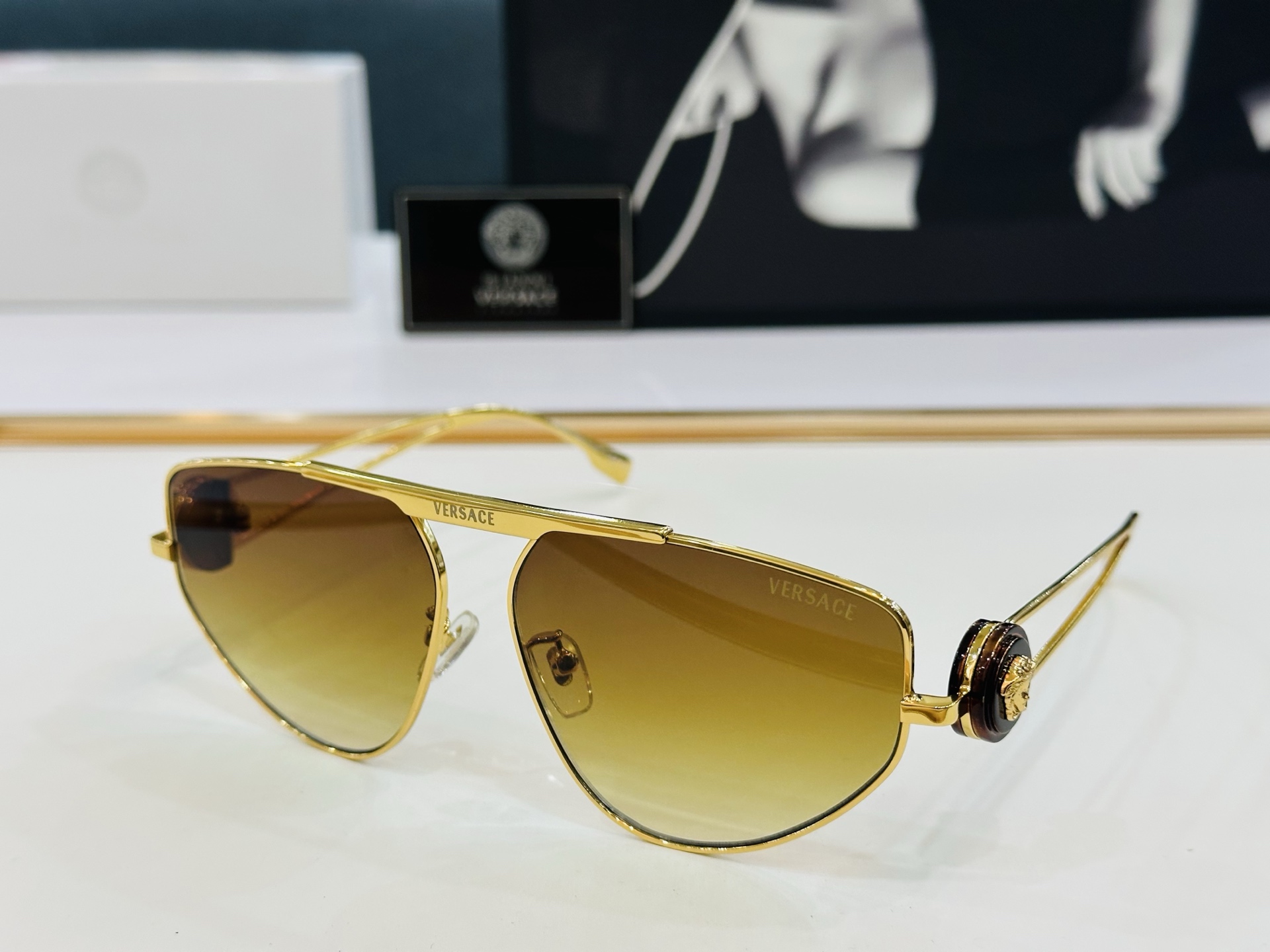 市面最高版本 范思家 VE2269  👍 Size ：62口13-128 😎真心美的让人非常非常心动  