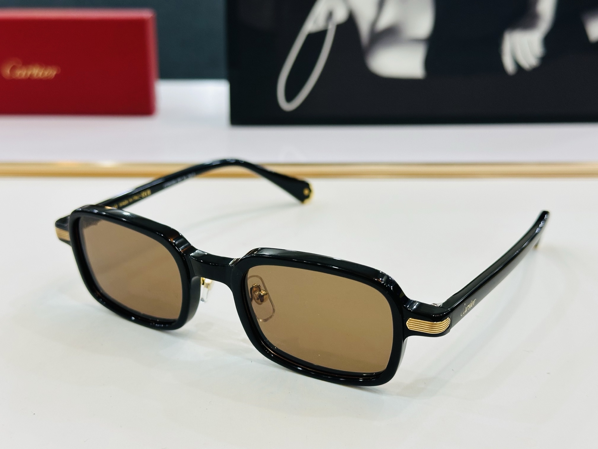 Cartie* 卡家 太阳镜 CT0539S  Size：55口21-145 电镀工艺精湛气质十足！CC