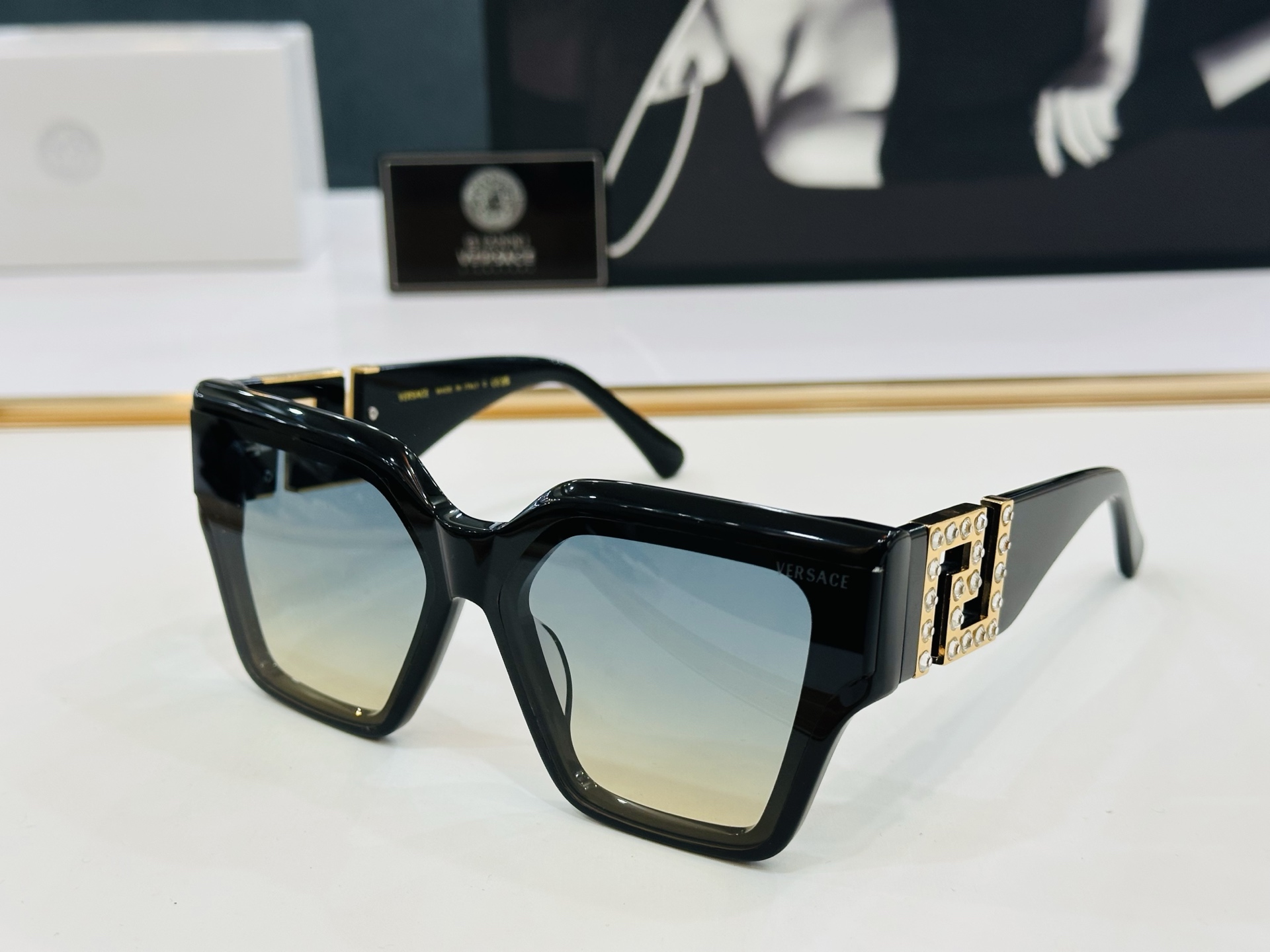 🎉🎉范思家 VERSACE✨VE6785 
 Size：66口14-142  ✨D有范 