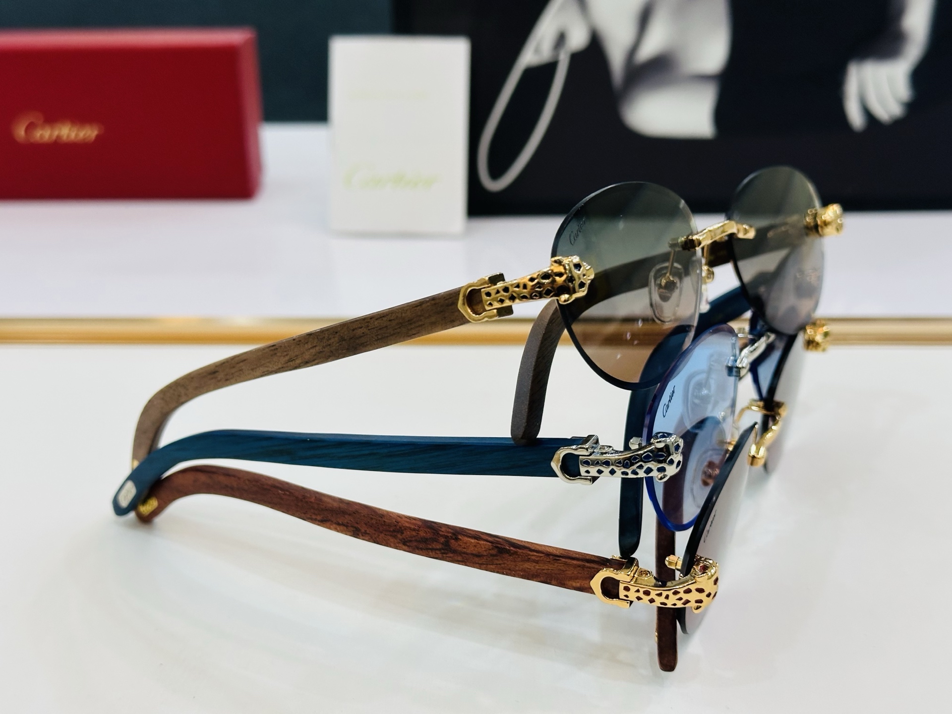 新款 Cartier 卡家 MODEL CT0615S Size：59口17-143  高品质 品牌标志