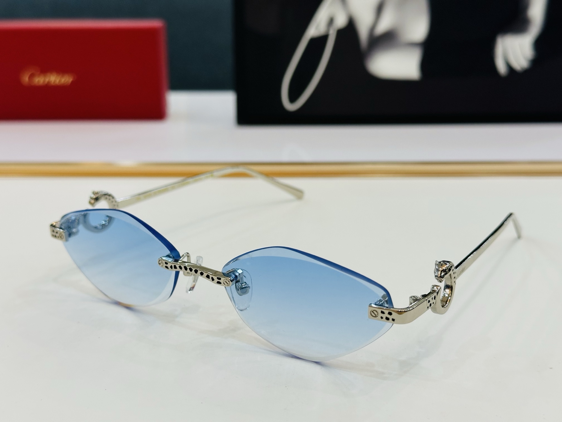 🆕 原版Cartie* 卡家 太阳镜 CT0655S Size：57口16-138 电镀工艺精湛大牌品 