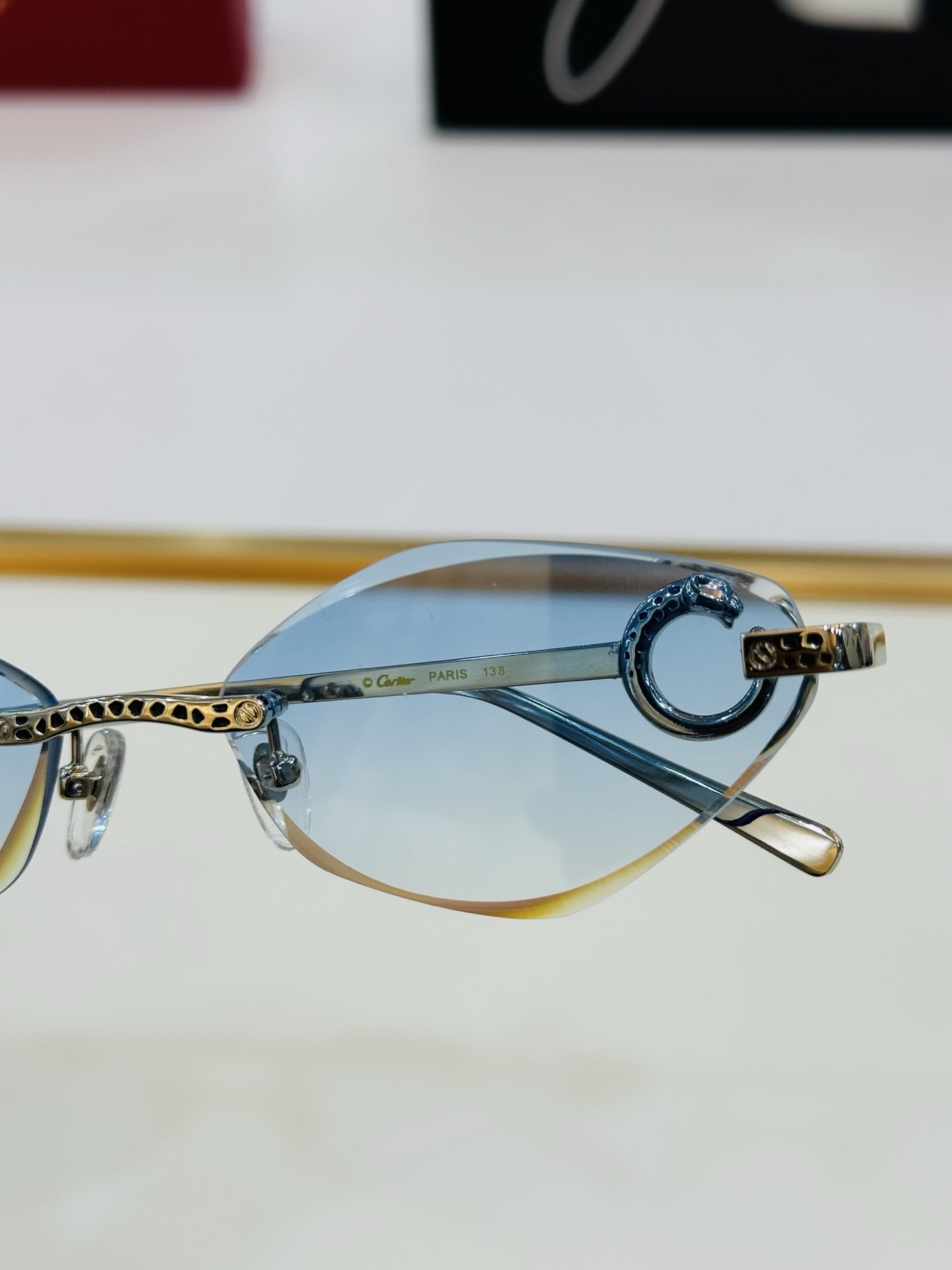 🆕 原版Cartie* 卡家 太阳镜 CT0655S Size：57口16-138 电镀工艺精湛大牌品 