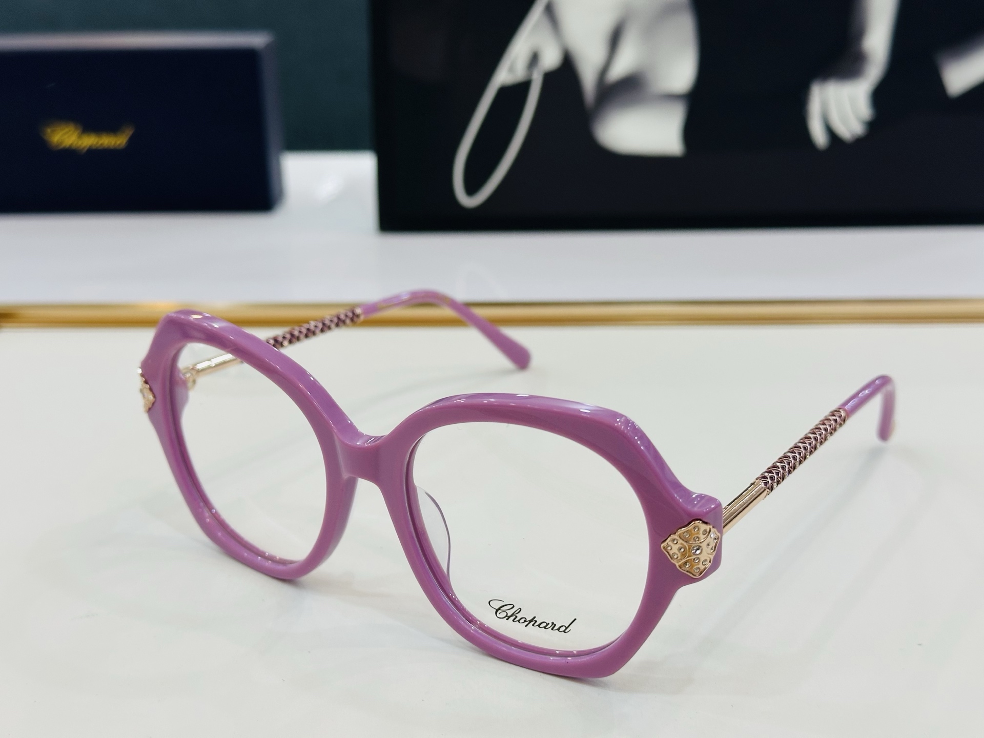 原版 ChoPard肖邦 MODEL SCHG968   Size：54口19-145 以现代时尚的设计