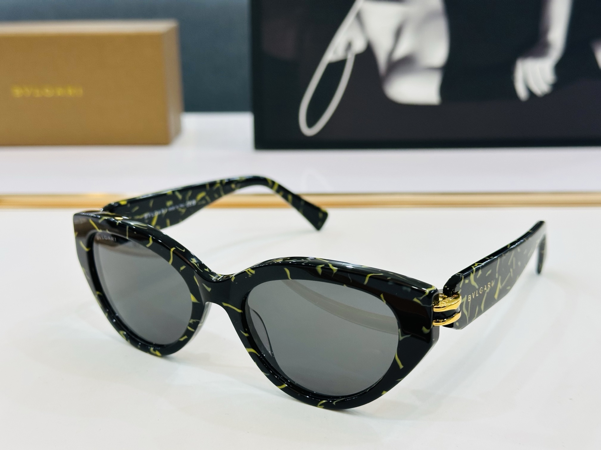 🆕款 官网同售 宝格家 BV40046  👍 Size ：52口20-145 绝对要买😎品质非常完美 F