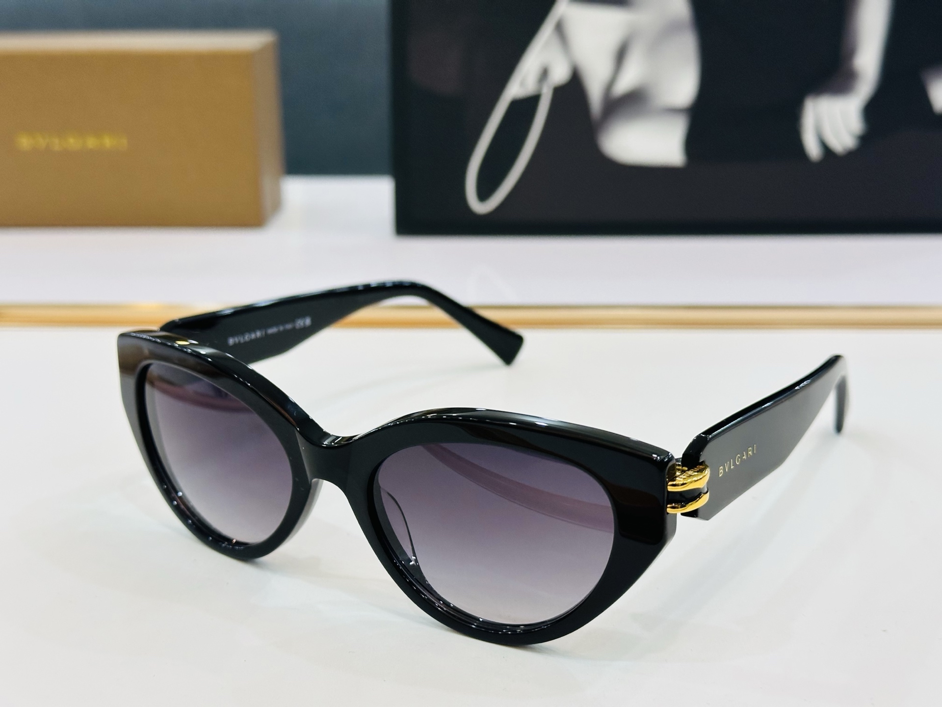 🆕款 官网同售 宝格家 BV40046  👍 Size ：52口20-145 绝对要买😎品质非常完美 F