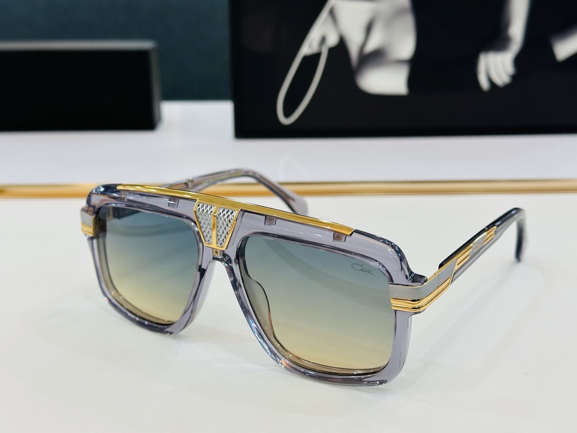 卡加尔 new CAZAL ModelMOD678  Size 59口16-145 曲线和直线大胆组合，