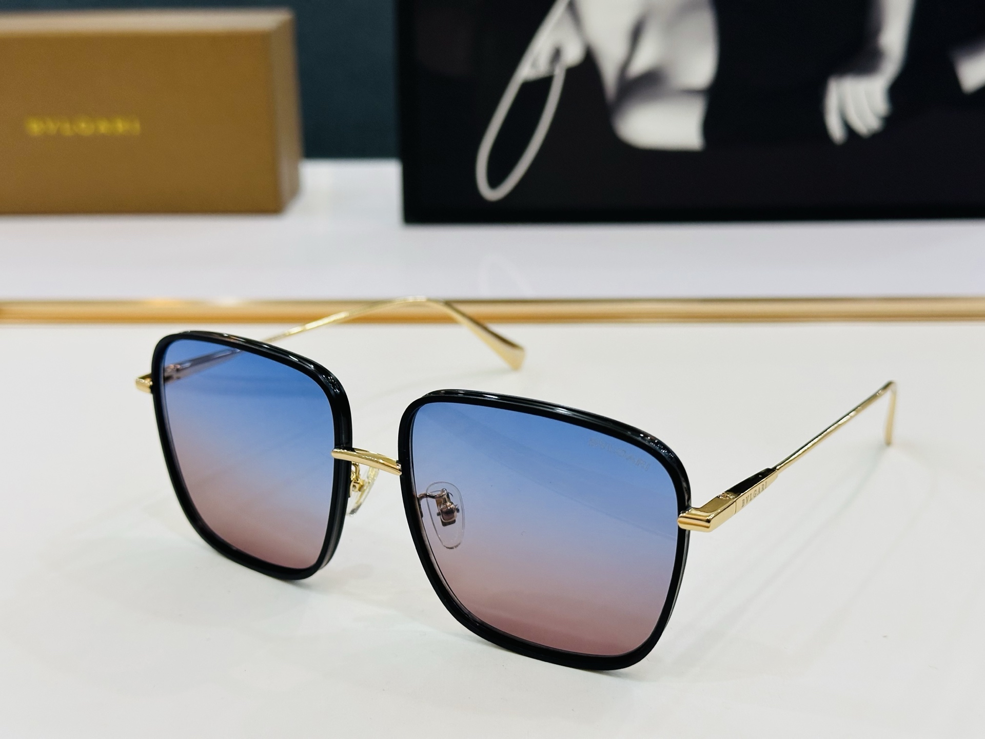 🆕款 官网同售 宝格家 BV40016U 👍 Size ：57口16-145 绝对要买😎品质非常完美 C